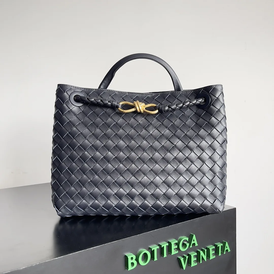 Bottega Veneta White Andiamo Intrecciato Woven Leather Top Handle Bag product photo from LabelPicks