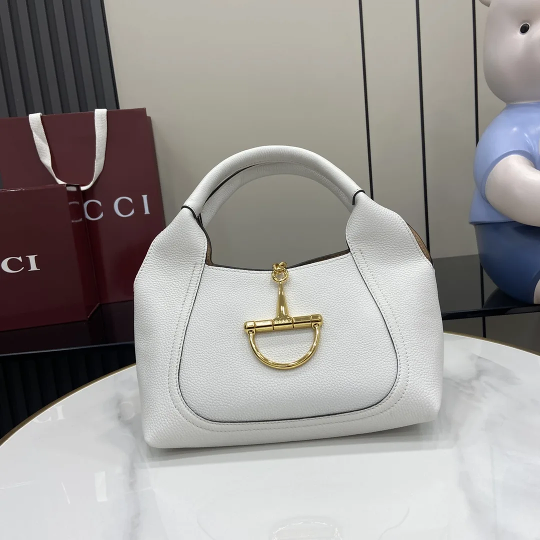 Gucci White Grained Leather Shoulder Bag product photo from LabelPicks