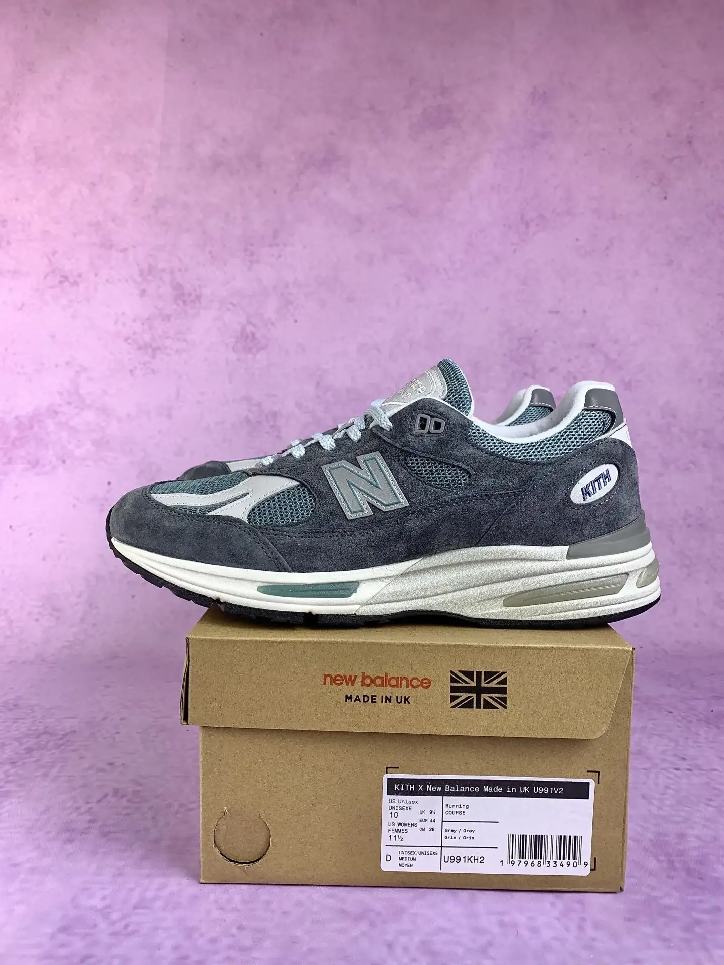 New Balance 991v2 Shoes product photo from LabelPicks