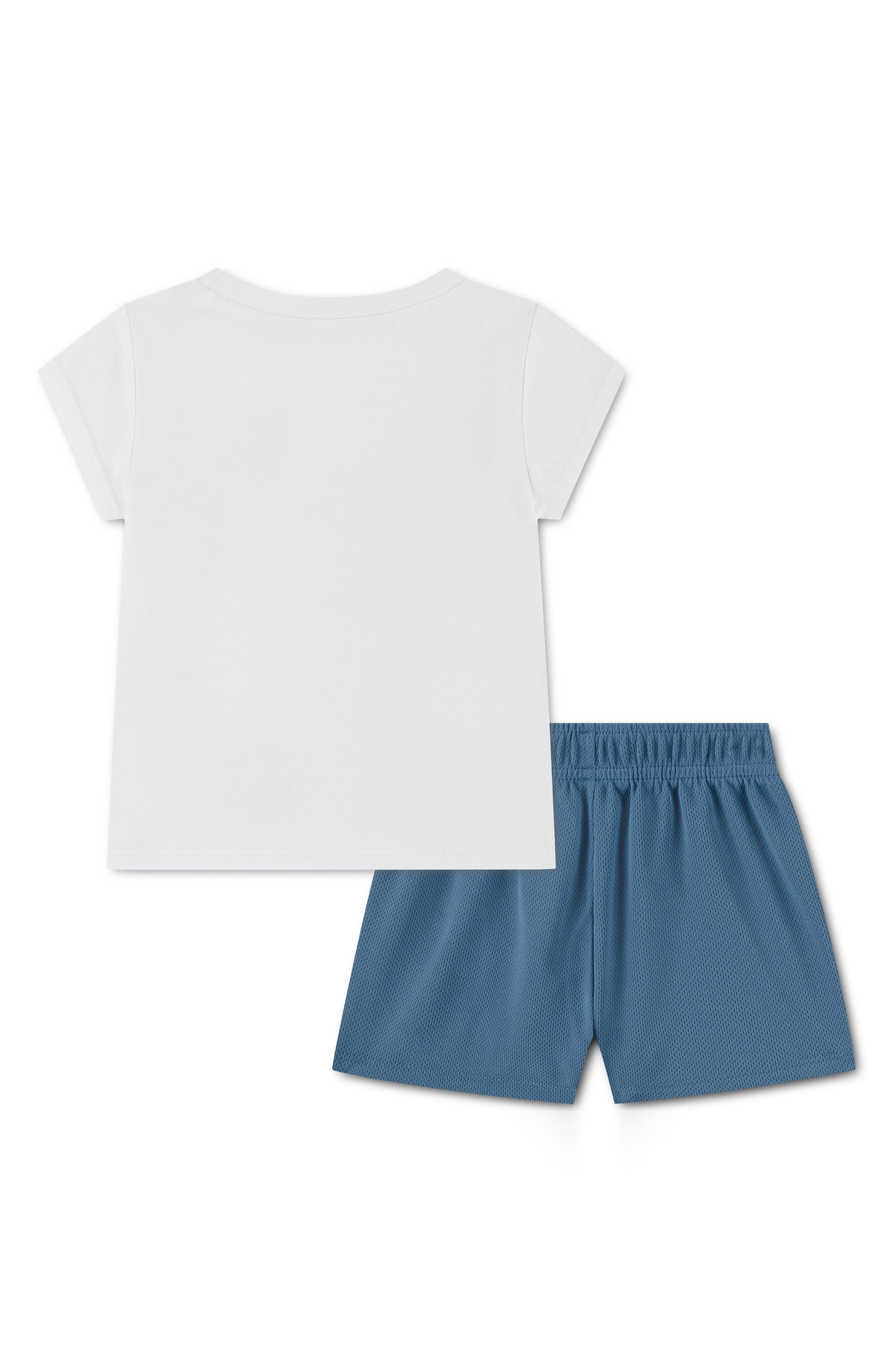 Nike New Impressions Logo T-Shirt & Shorts Set