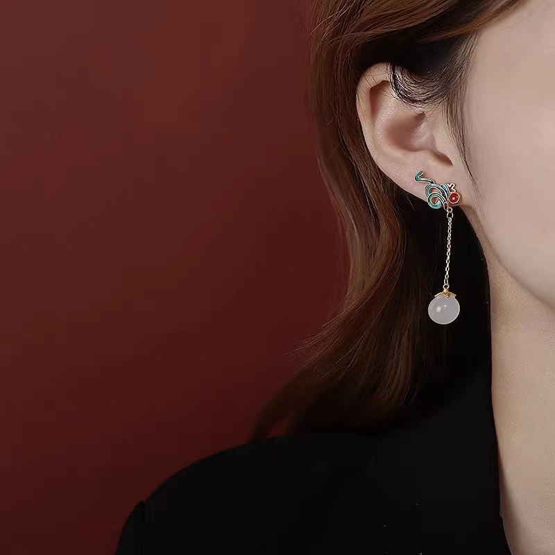 Classic tassel red earrings earrings