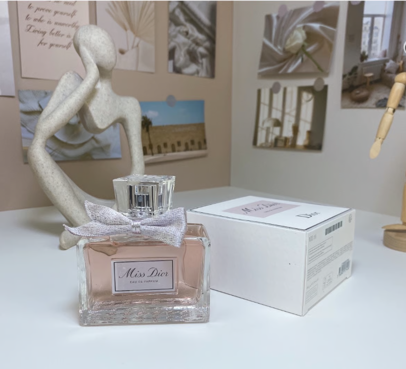 Miss Dior Eau de Parfum for Women – Centifolia Rose, Iris & Vanilla