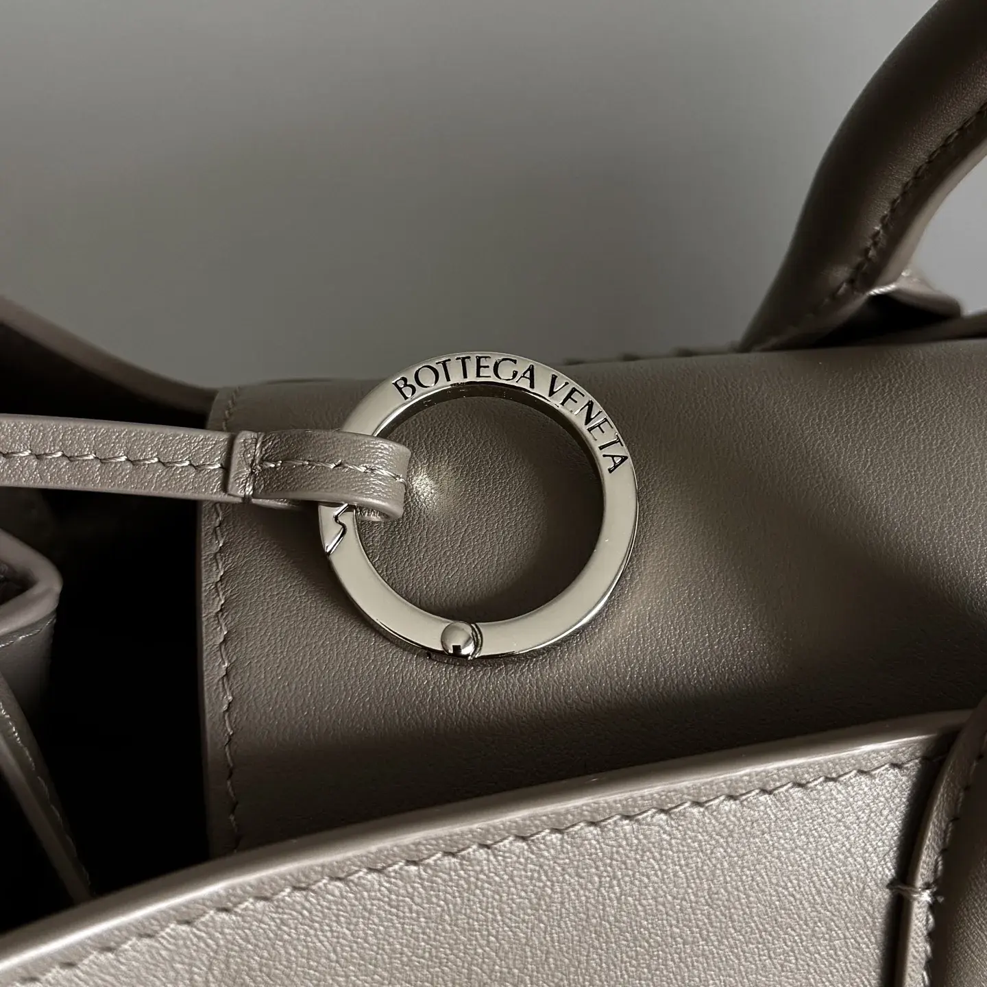 Bottega Veneta Andiamo Intrecciato Woven Leather Tote Bag product photo from LabelPicks