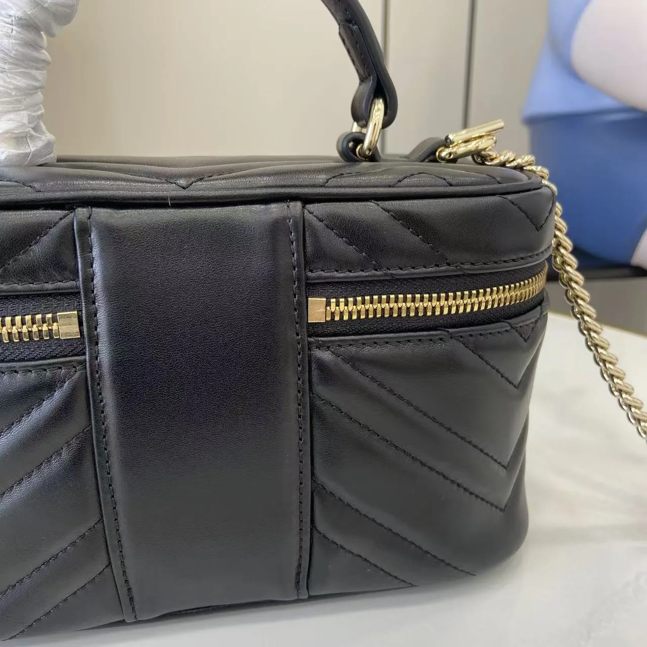 Gucci Black Marmont GG Supreme Canvas Top Handle Bag product photo from LabelPicks
