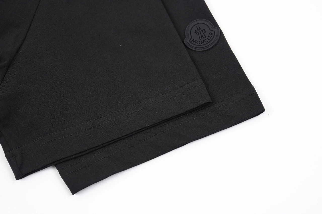 Moncler Black Two-Tone Logo Print T-Shirt product photo from LabelPicks