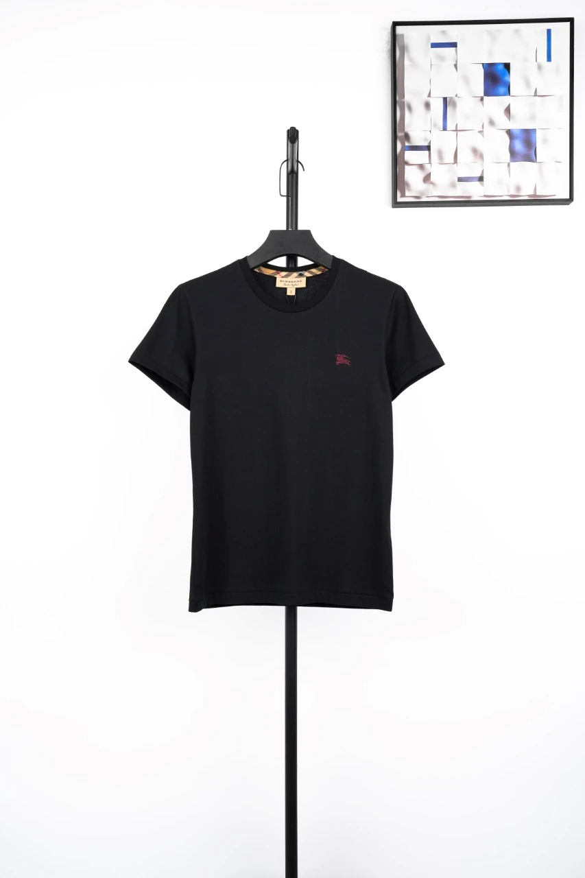 Burberry Black Small Equestrian Knight Embroidered T-Shirt product photo from LabelPicks