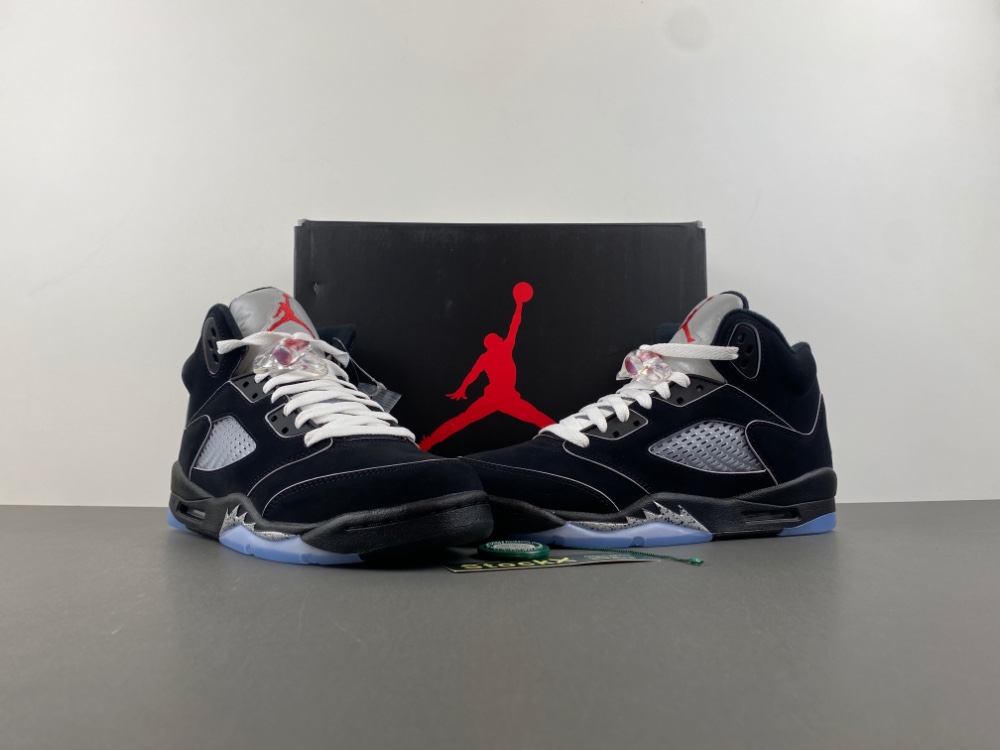 Jordan 5 Retro OG Black Metallic Reimagined