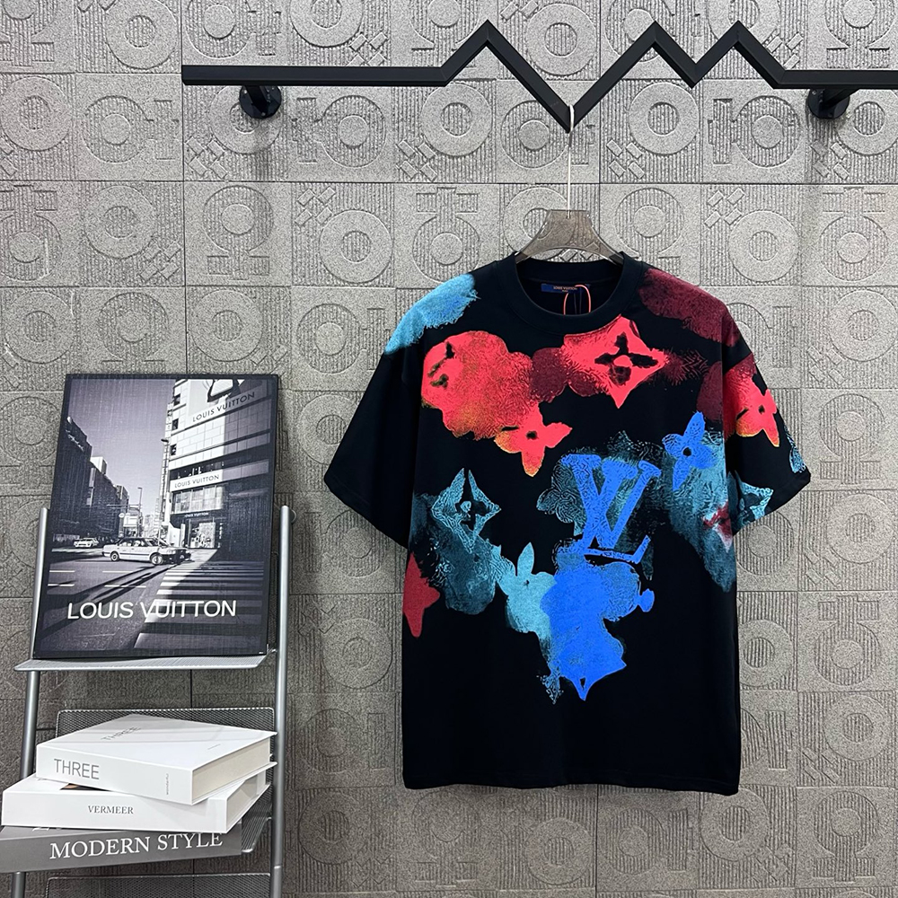 Fashion Graffiti Print Round Neck T-Shirt