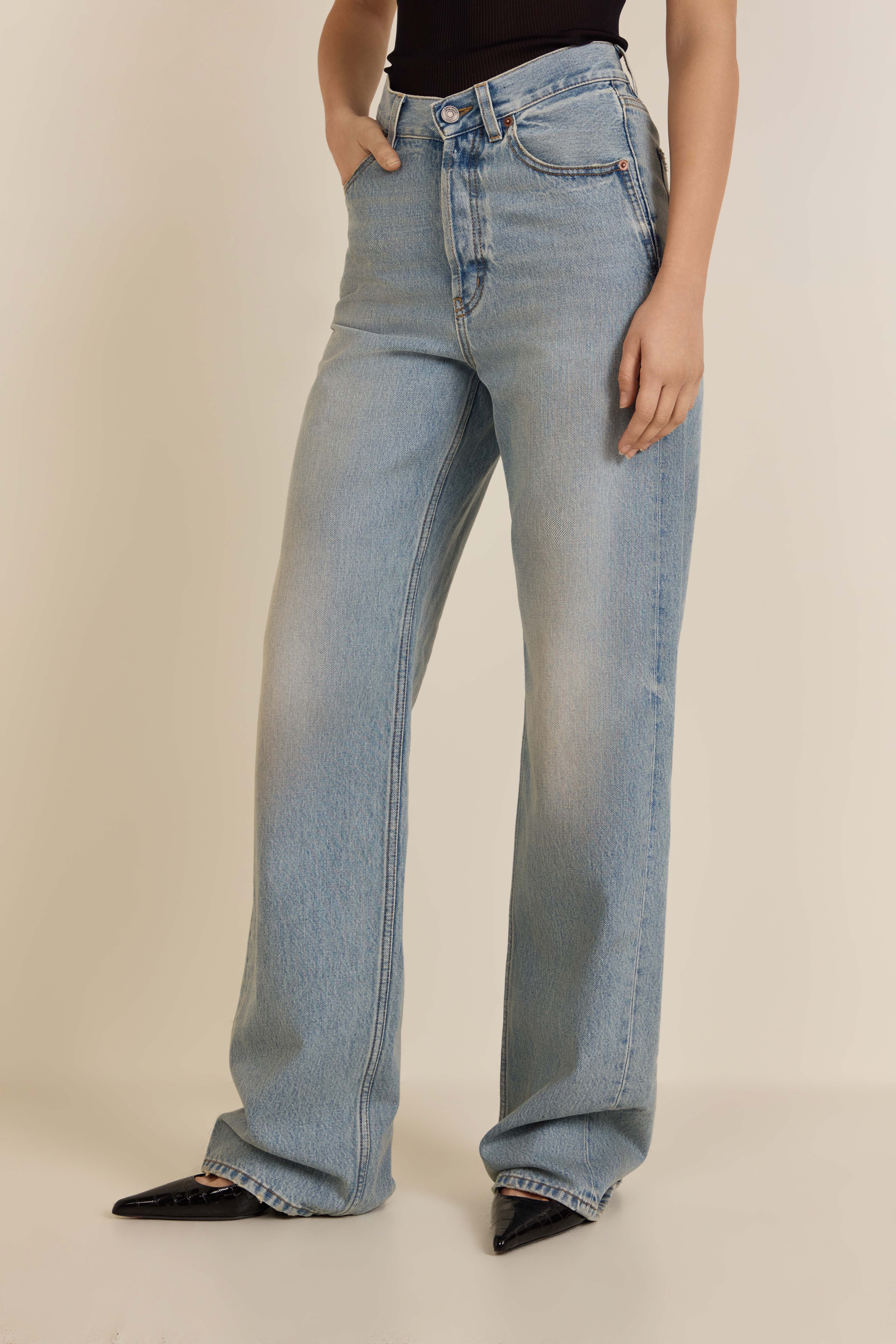 SAINT LAURENT מכנסי ג'ינס בגזרה ישרה
