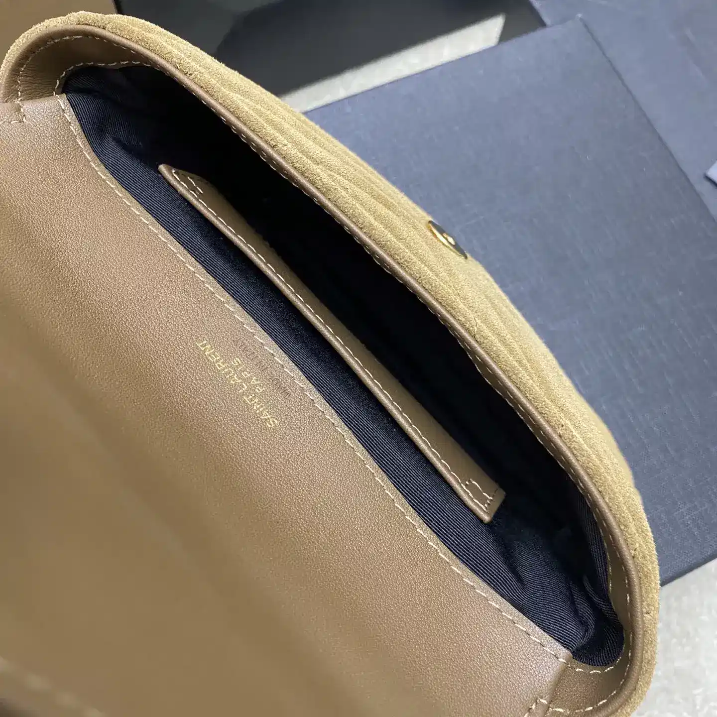 Saint Laurent College Shoulder Bag product photo from LabelPicks