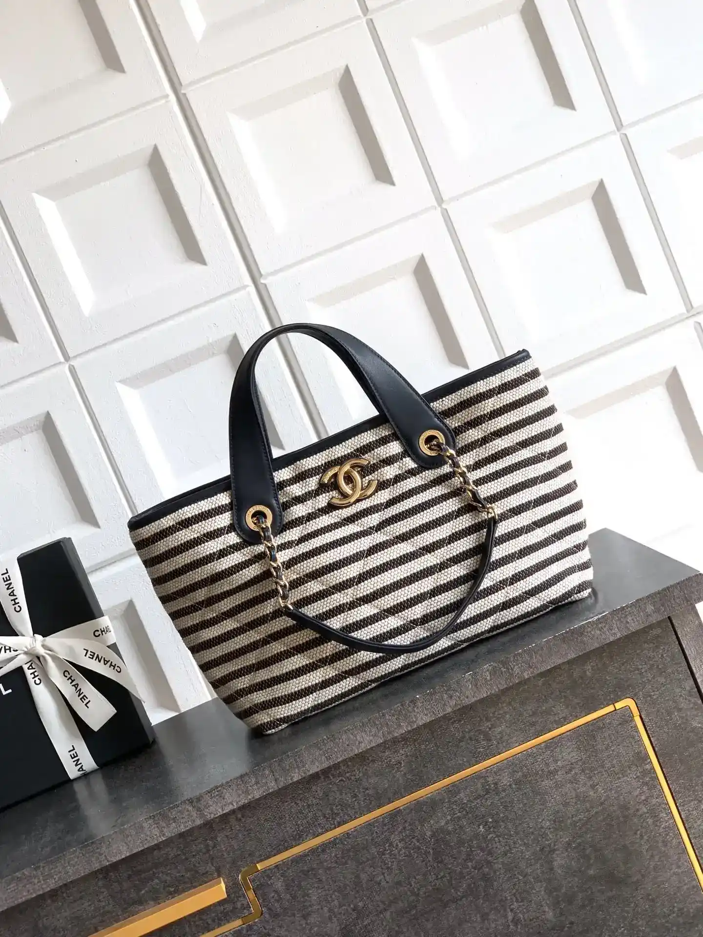 Chanel Black Straw Woven Tote Bag product photo from LabelPicks