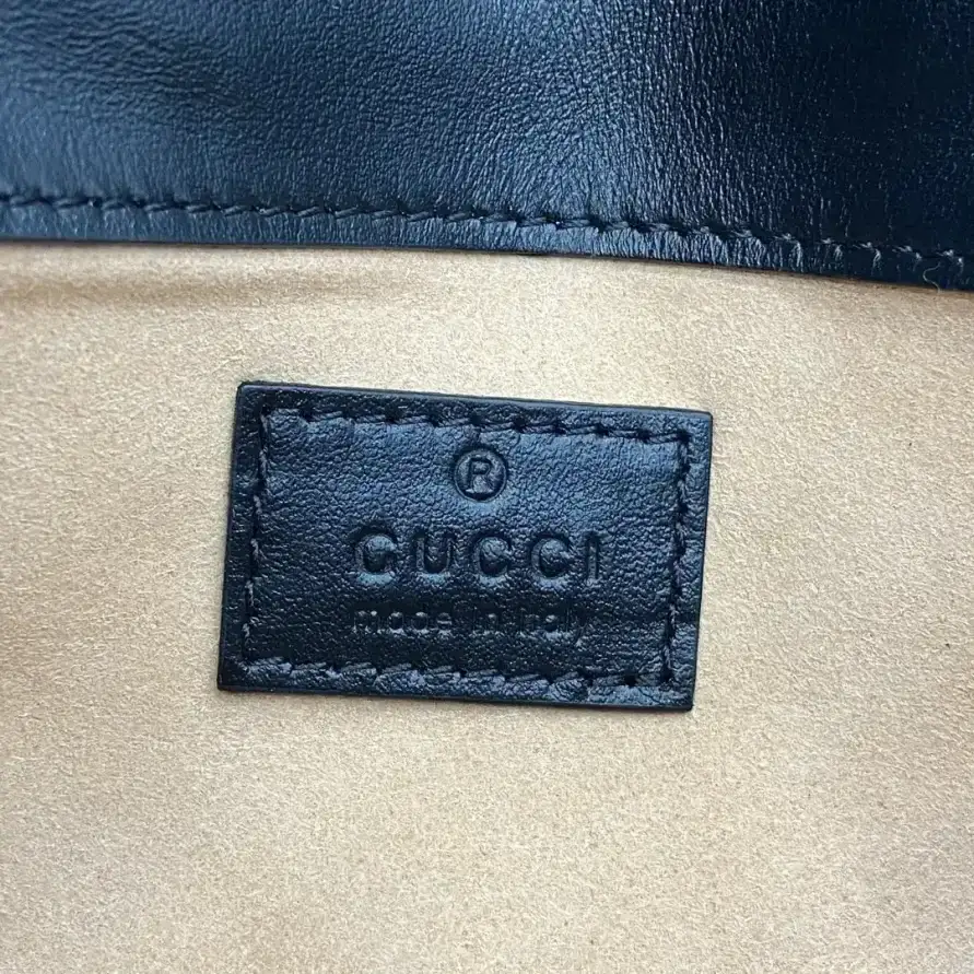 Gucci Marmont Black Quilted Leather Shoulder Bag product photo from LabelPicks