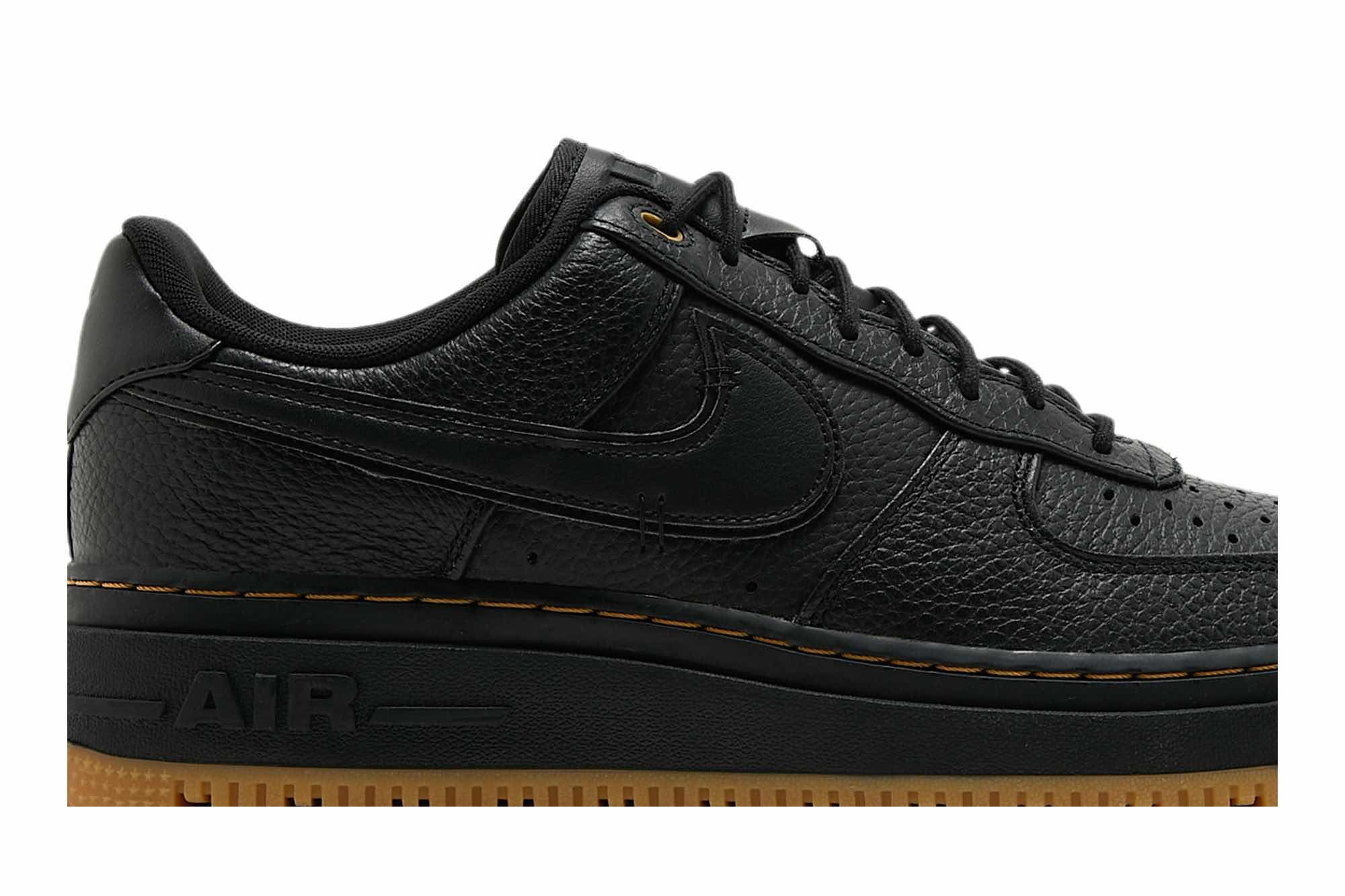 Nike Air Force 1 Luxe ‘Black Gum’ DB4109-001