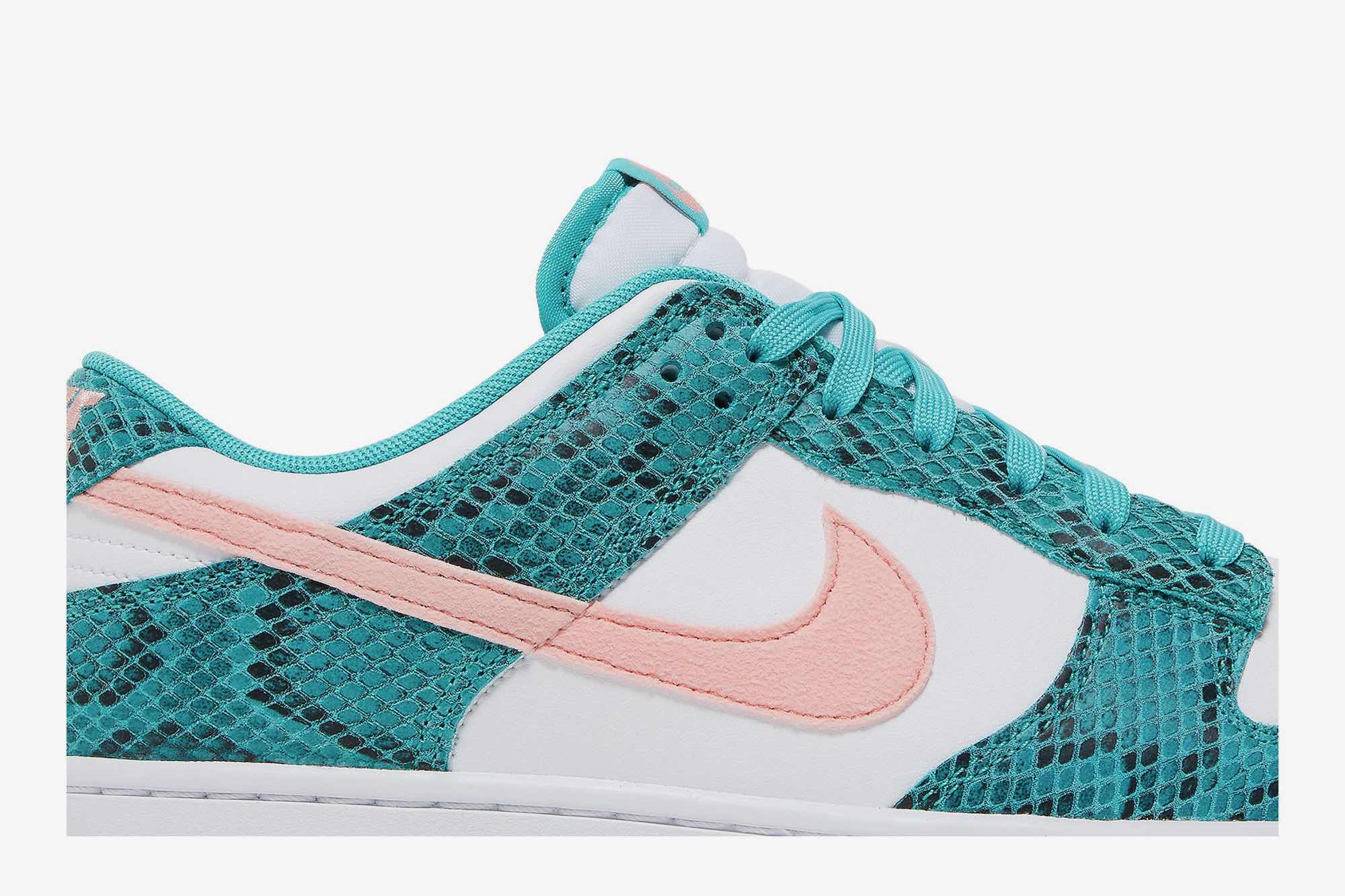 Nike Dunk Low ‘Washed Teal Snakeskin’ DR8577-300