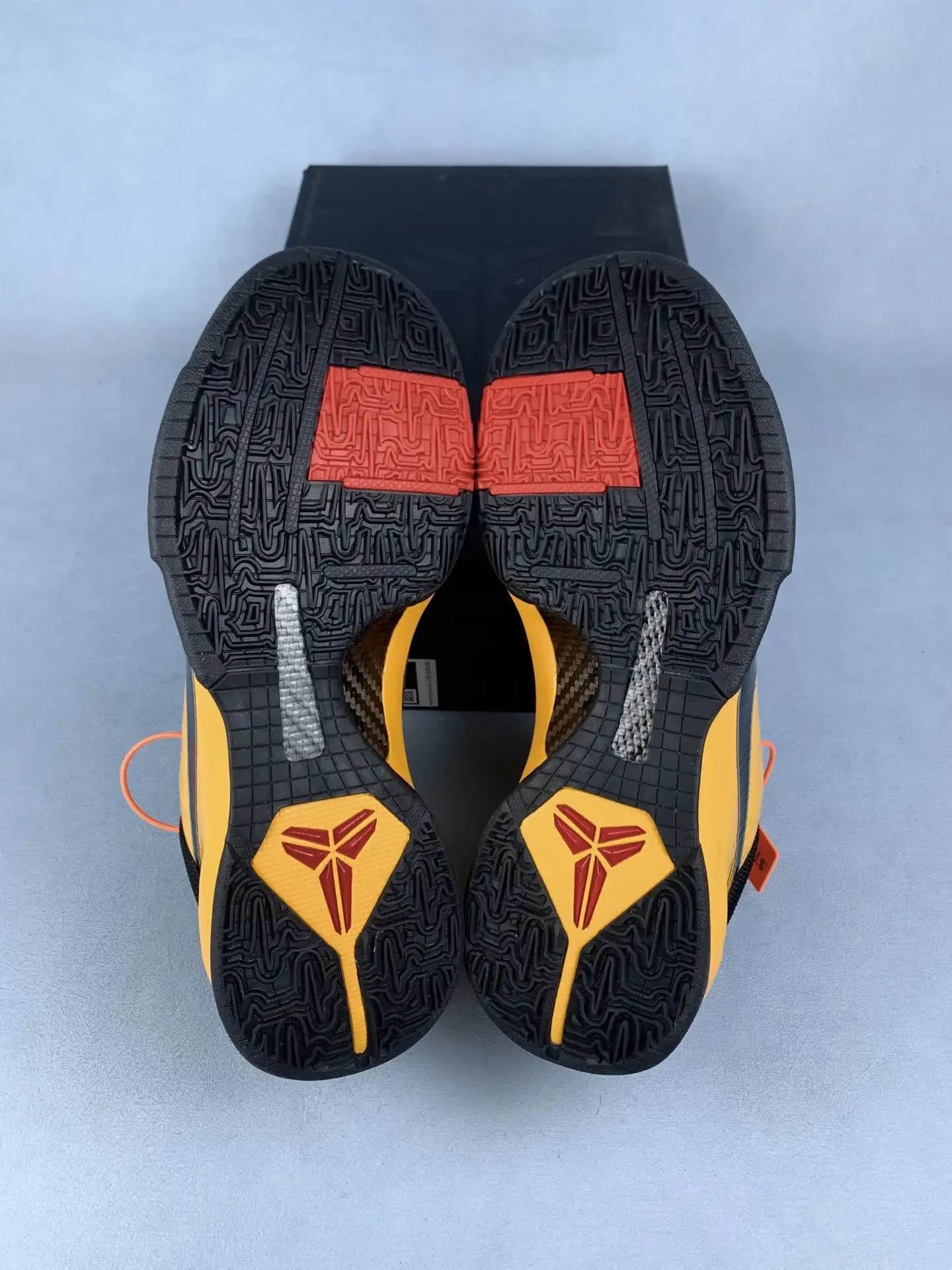 Kobe 5 Protro “Bruce Lee” Basketball Shoes product photo from LabelPicks