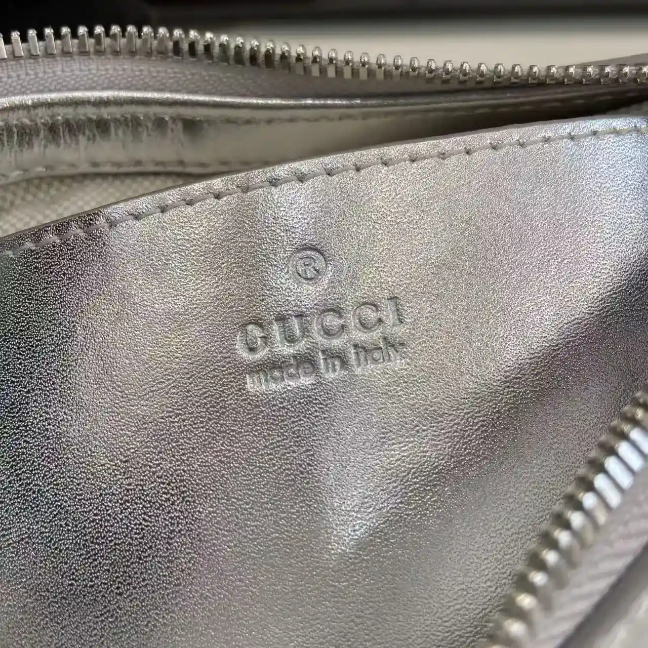 Gucci Day-To-Night Shoulder Bag product photo from LabelPicks