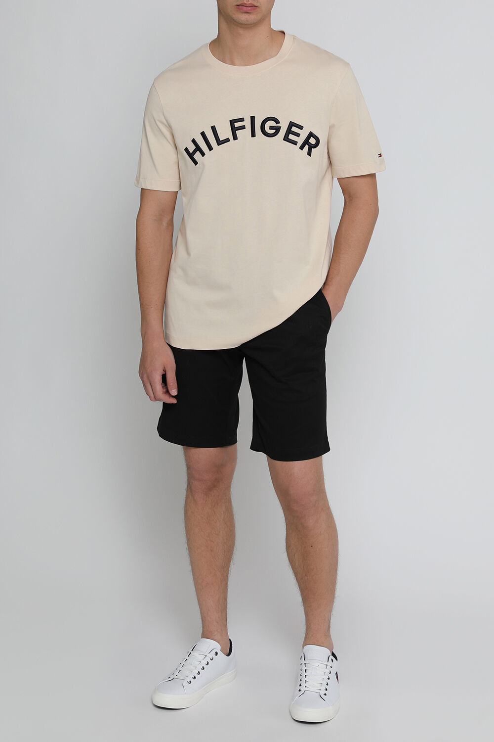 TOMMY HILFIGER מכנסיים קצרים ברוקלין