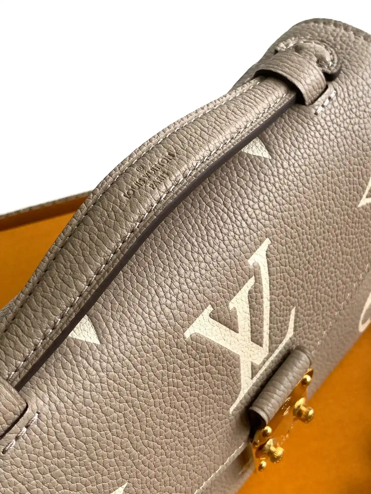 Louis Vuitton Pochette Shoulder Bag product photo from LabelPicks
