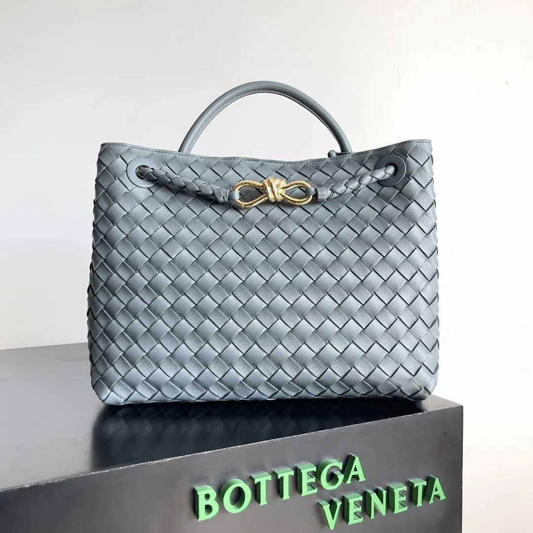 Bottega Veneta White Andiamo Intrecciato Woven Leather Top Handle Bag product photo from LabelPicks