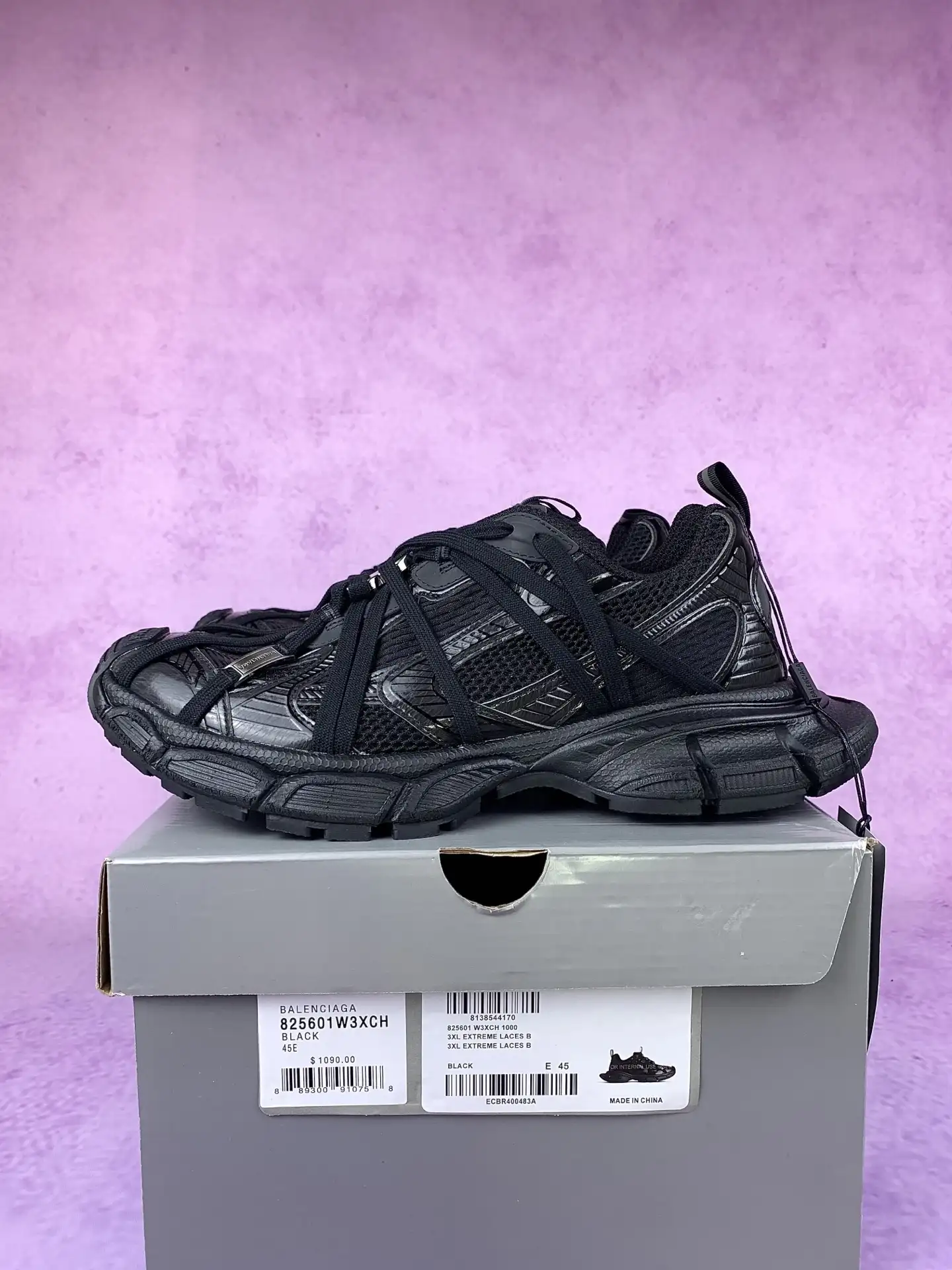 3XL Extreme Laces B Sneaker in Black product photo from LabelPicks