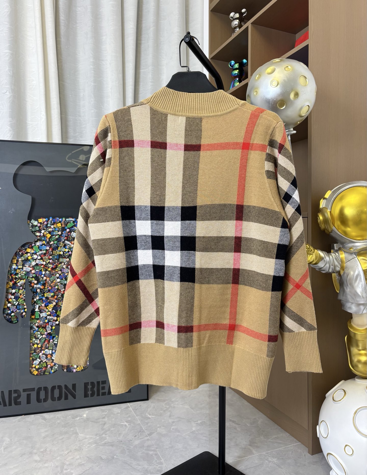 Plaid Long Sleeve Knitted Cardigan Sweater