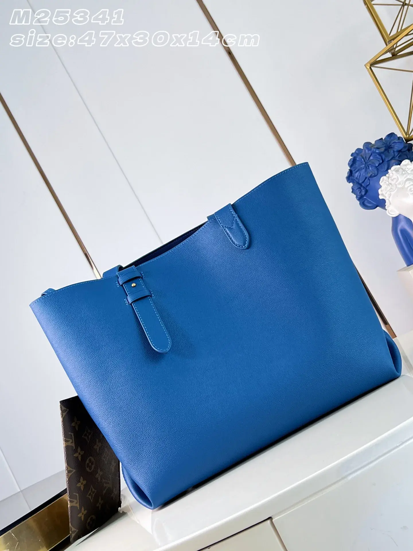 Louis Vuitton Grained Leather Tote Bag product photo from LabelPicks