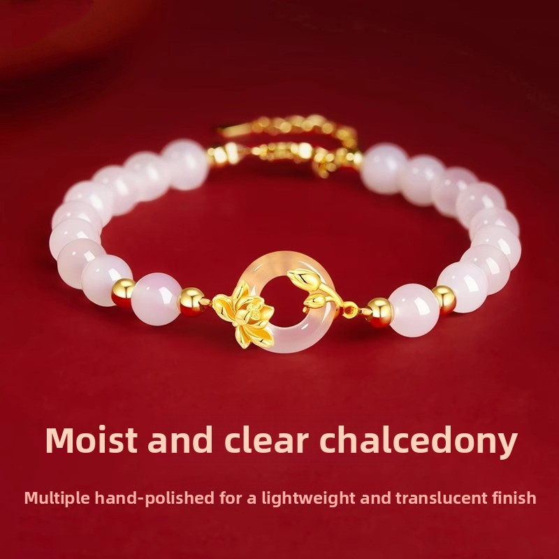 Good things come in abundance: a 925 sterling silver bracelet with a safety charm, featuring a new Chinese-style lucky bead, and a chrysoprase bracelet, a new Chinese-style gift