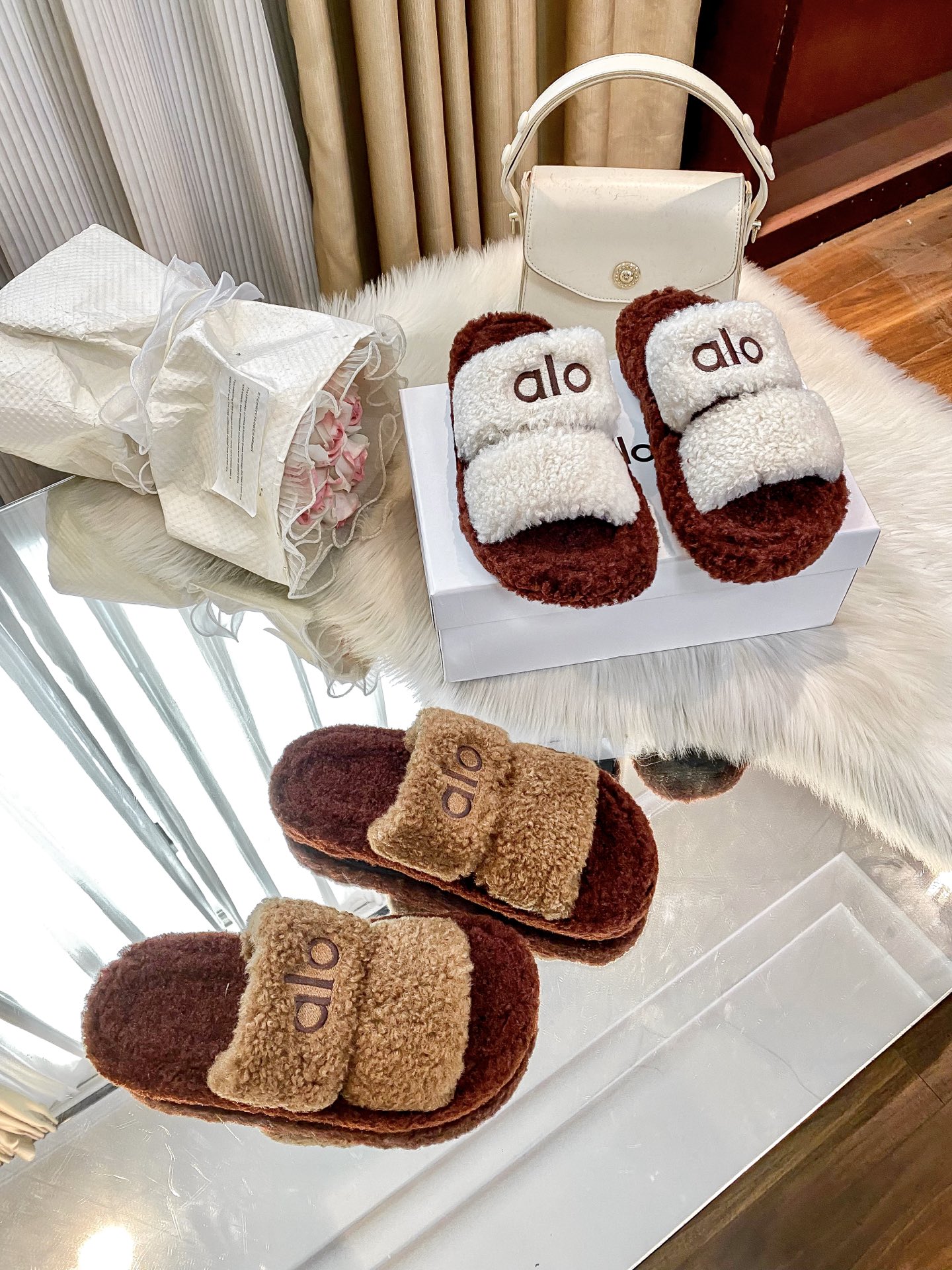 0411 New Breathable Loose Home Couple Logo Slippers