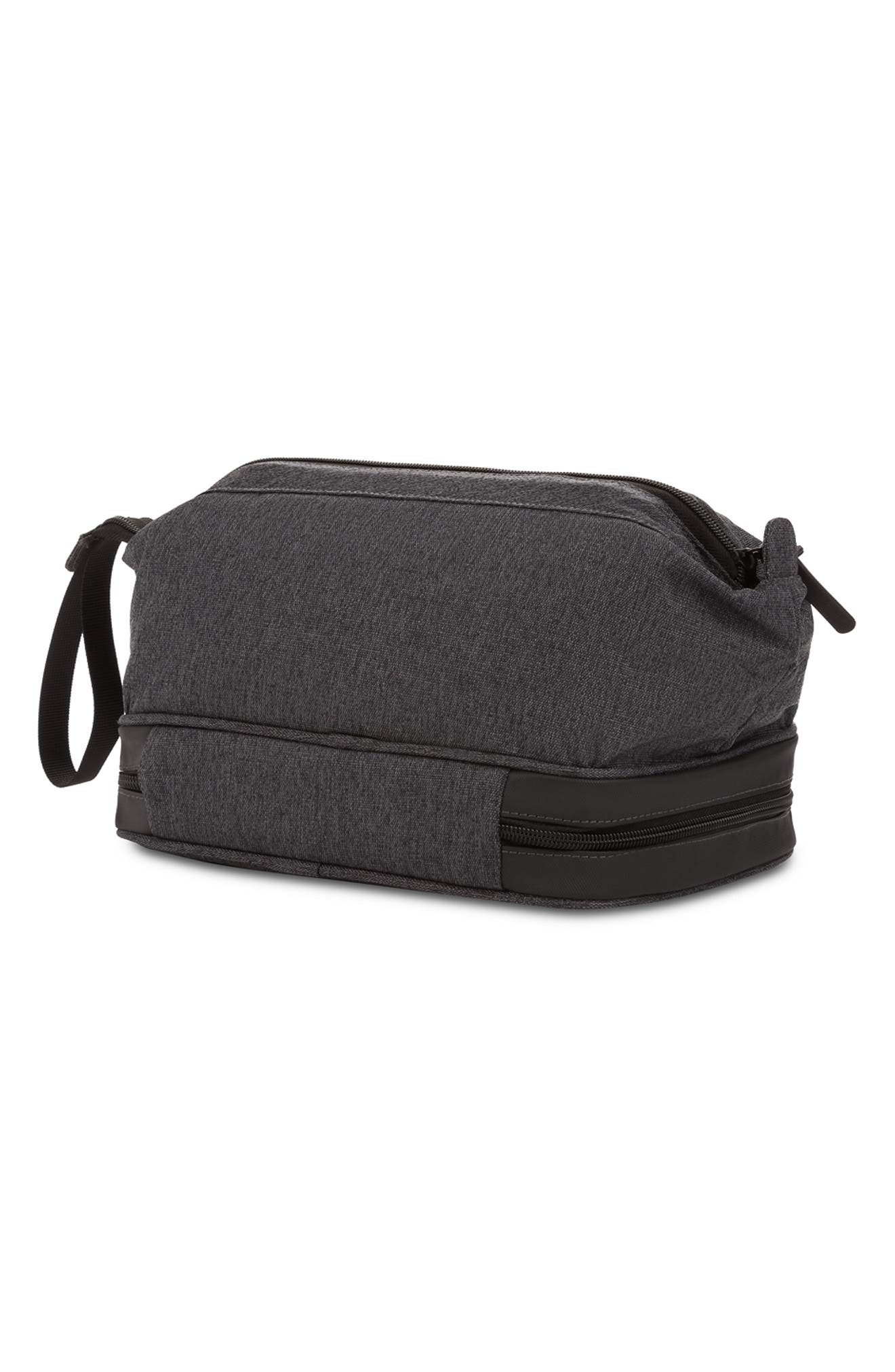 SWISSGEAR 3880 Deluxe Toiletry Bag