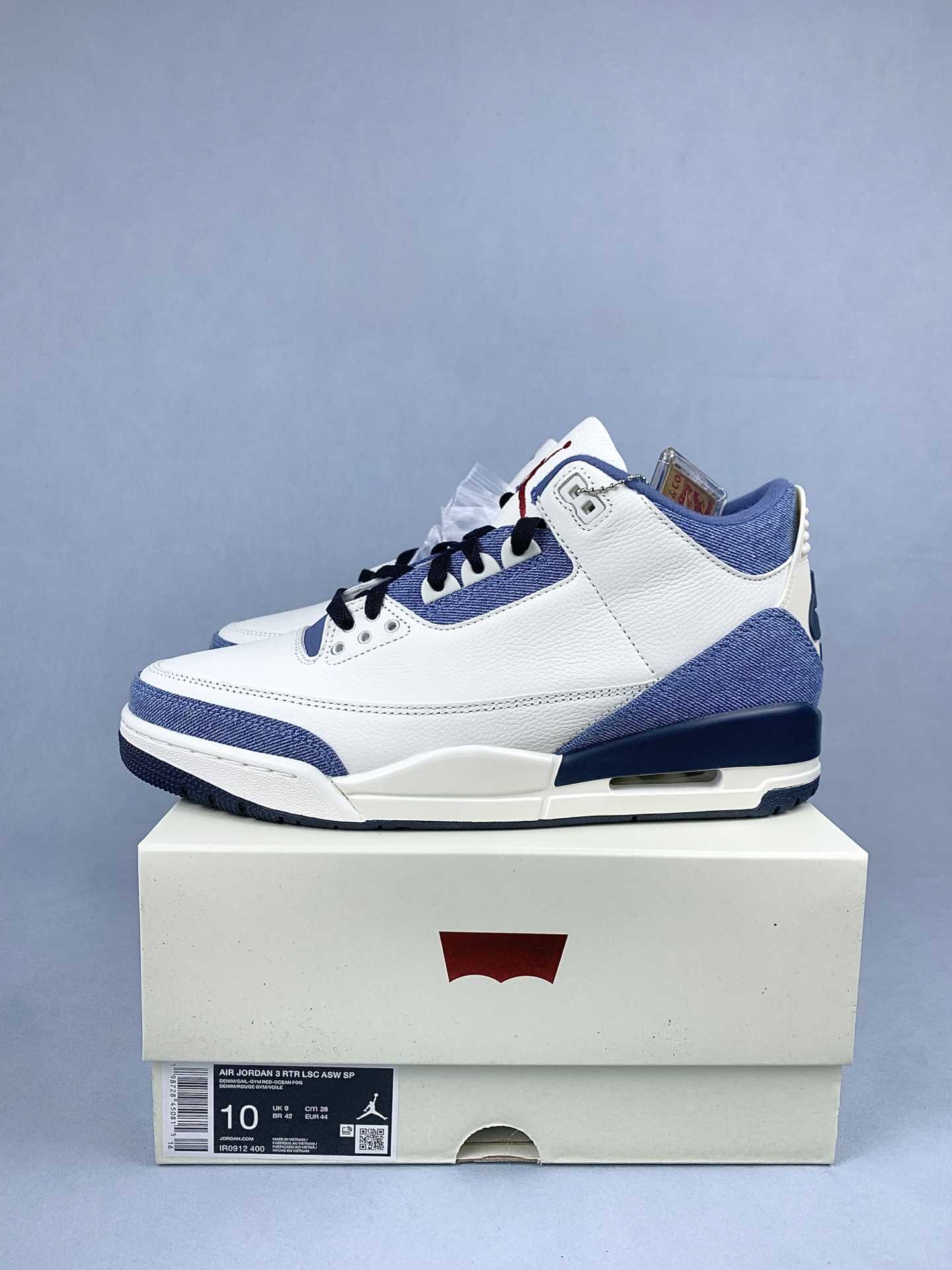 Levi’s x Air Jordan 3 Retro “All-Star” Shoes