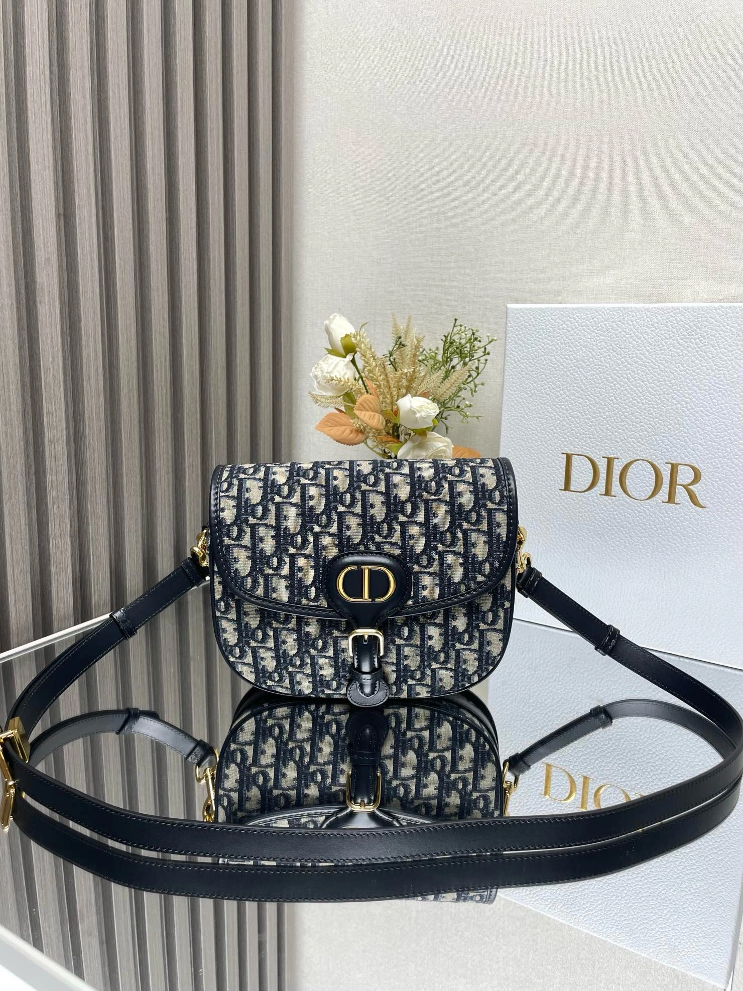 DIOR Bobbv