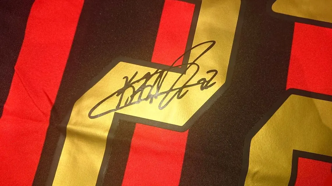 Kaka SIGNED AC Milan 06/07 Home Jersey/Shirt - COA - 2006 Retro