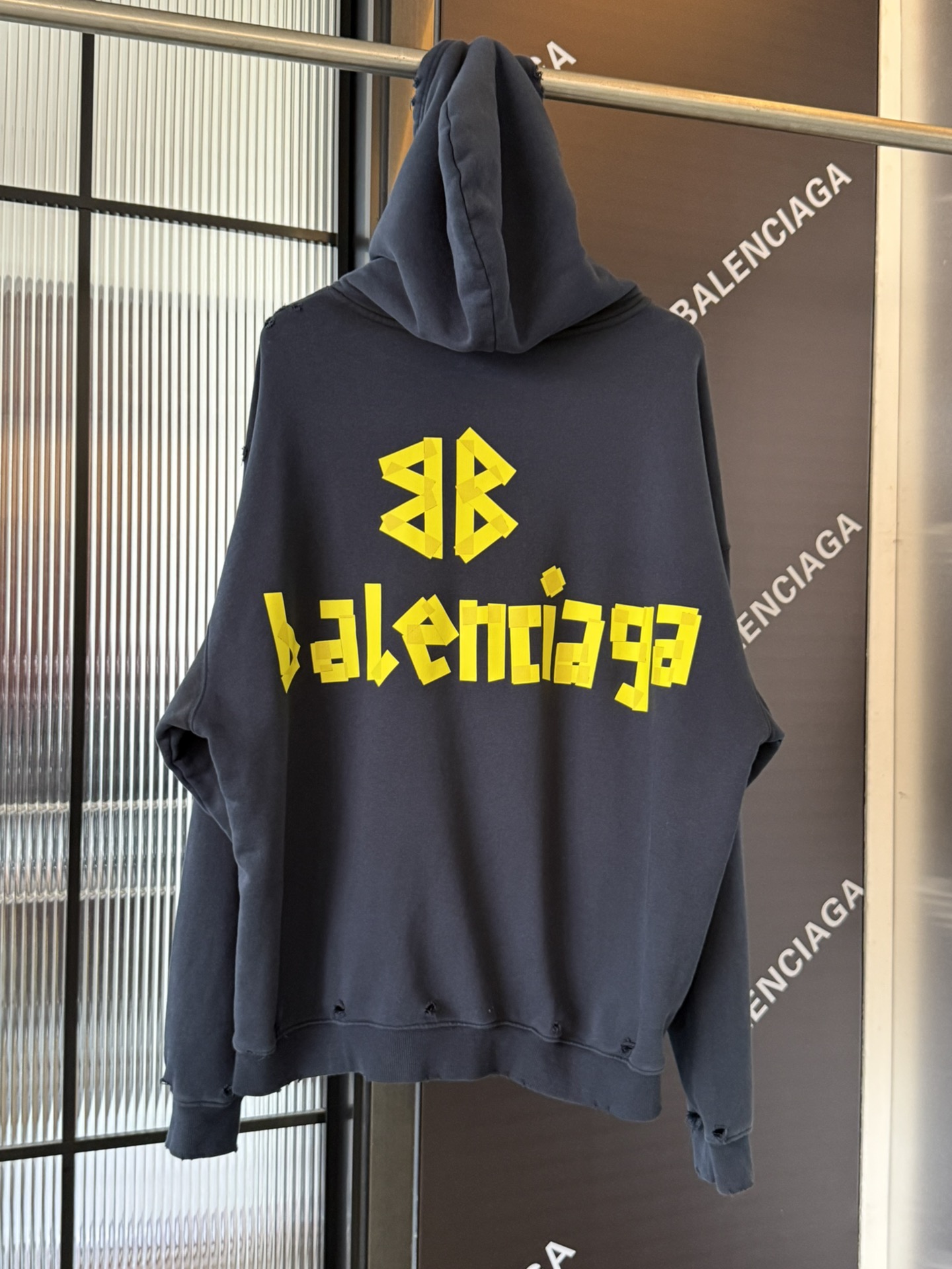 Yellow Tape Classic Print Washed Long Sleeve Hoodies