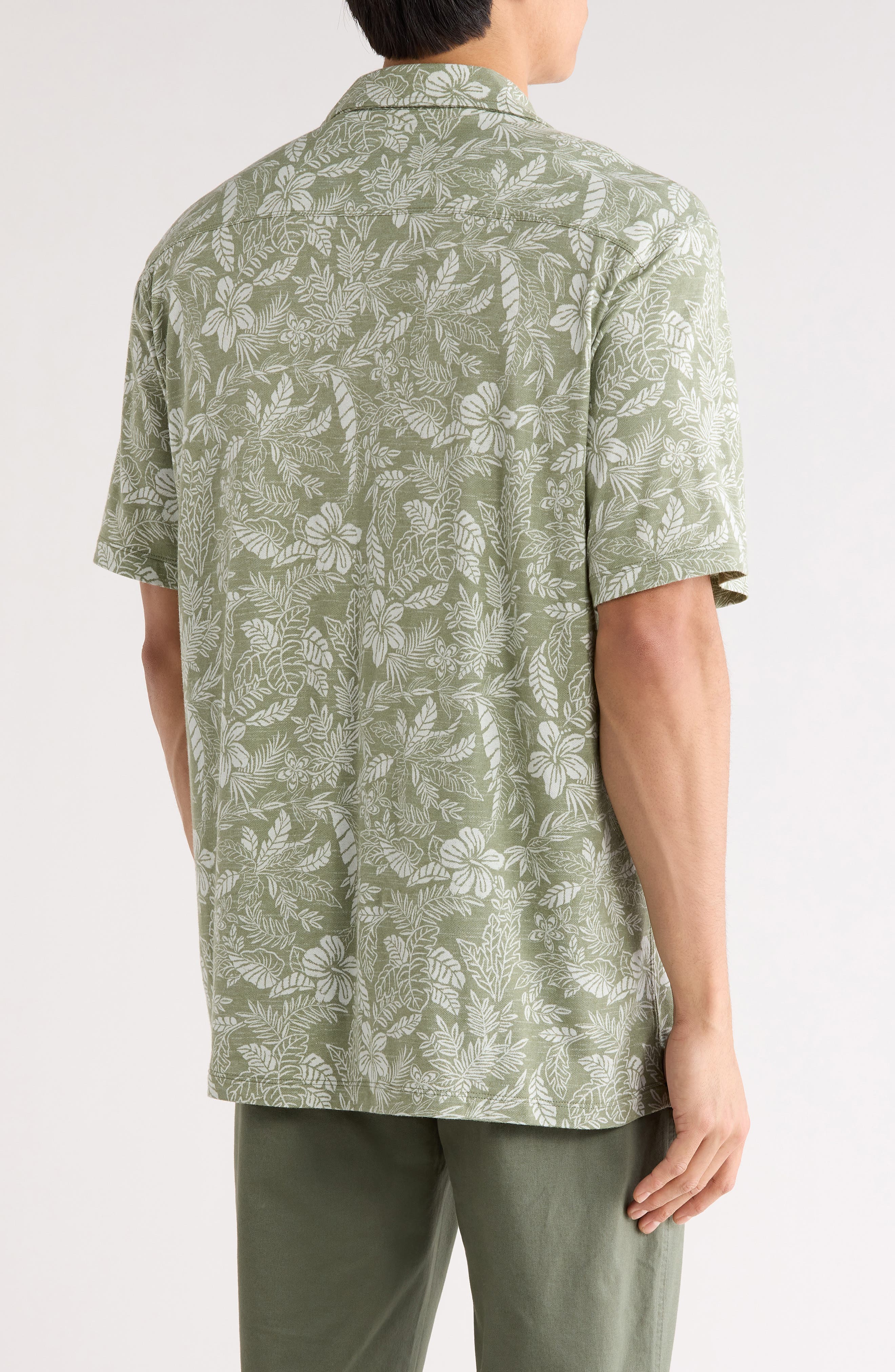 Tommy Bahama Vista Mar Leaf it to Me Short Sleeve Camp Shirt