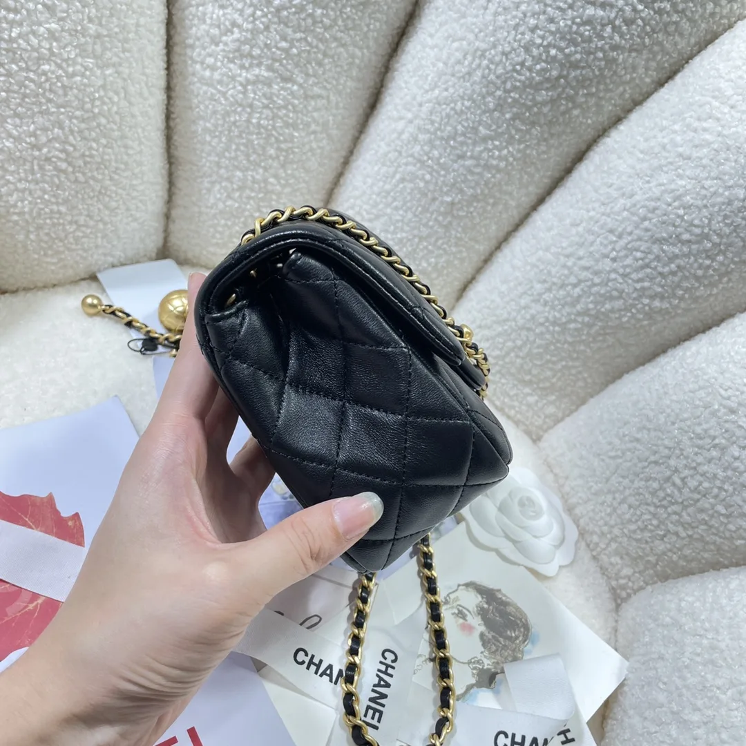 Chanel Black Shoulder Bag product photo from LabelPicks