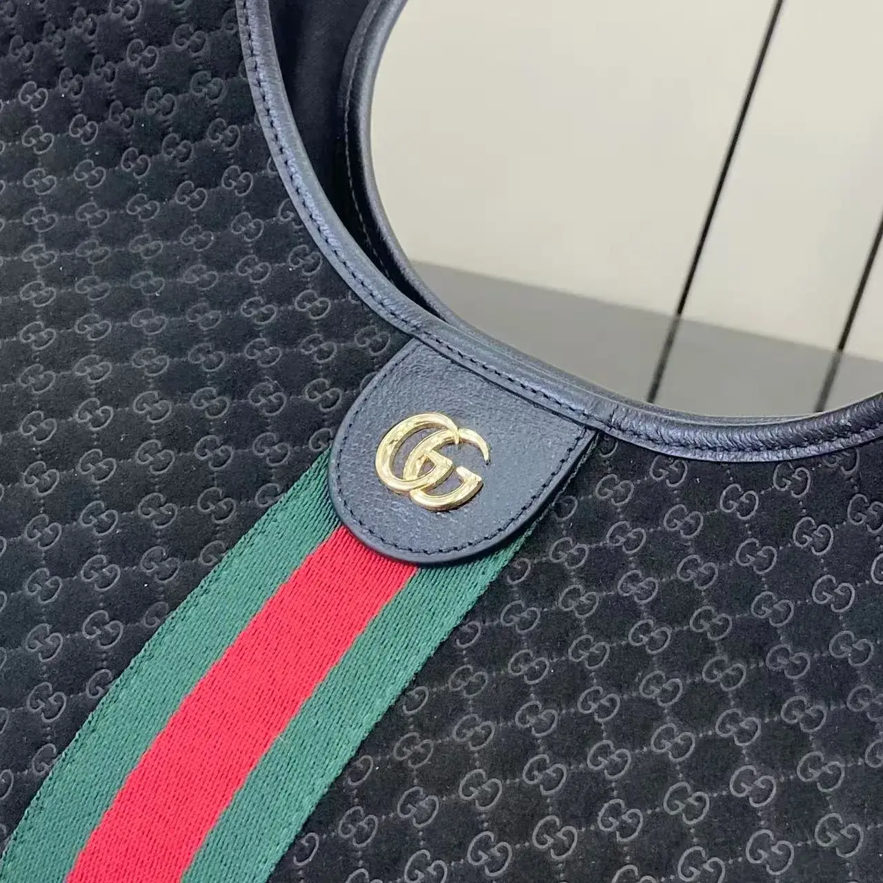 Gucci Black GG Supreme Canvas Tote Bag product photo from LabelPicks