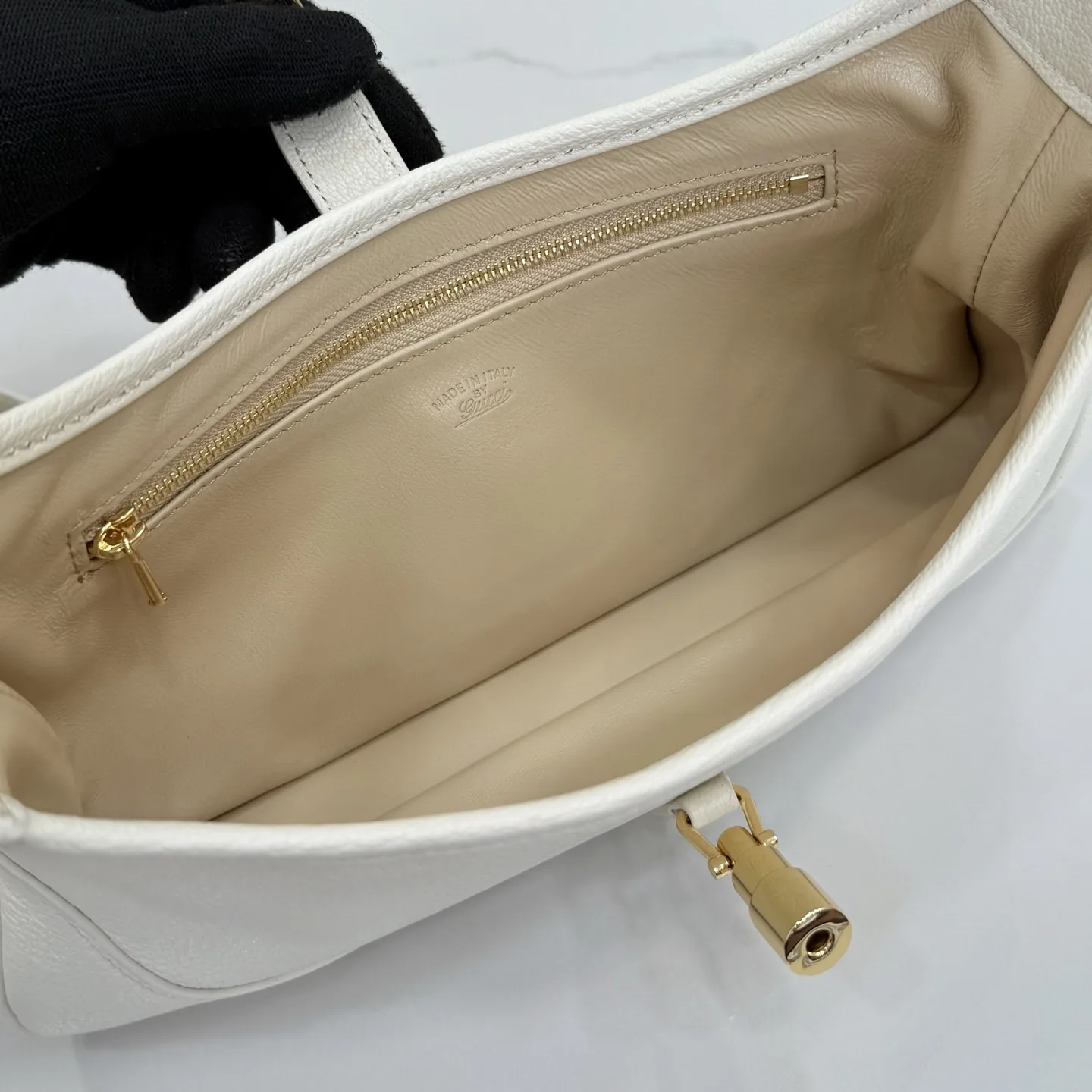 Gucci Jackie White Grained Leather Shoulder Bag product photo from LabelPicks