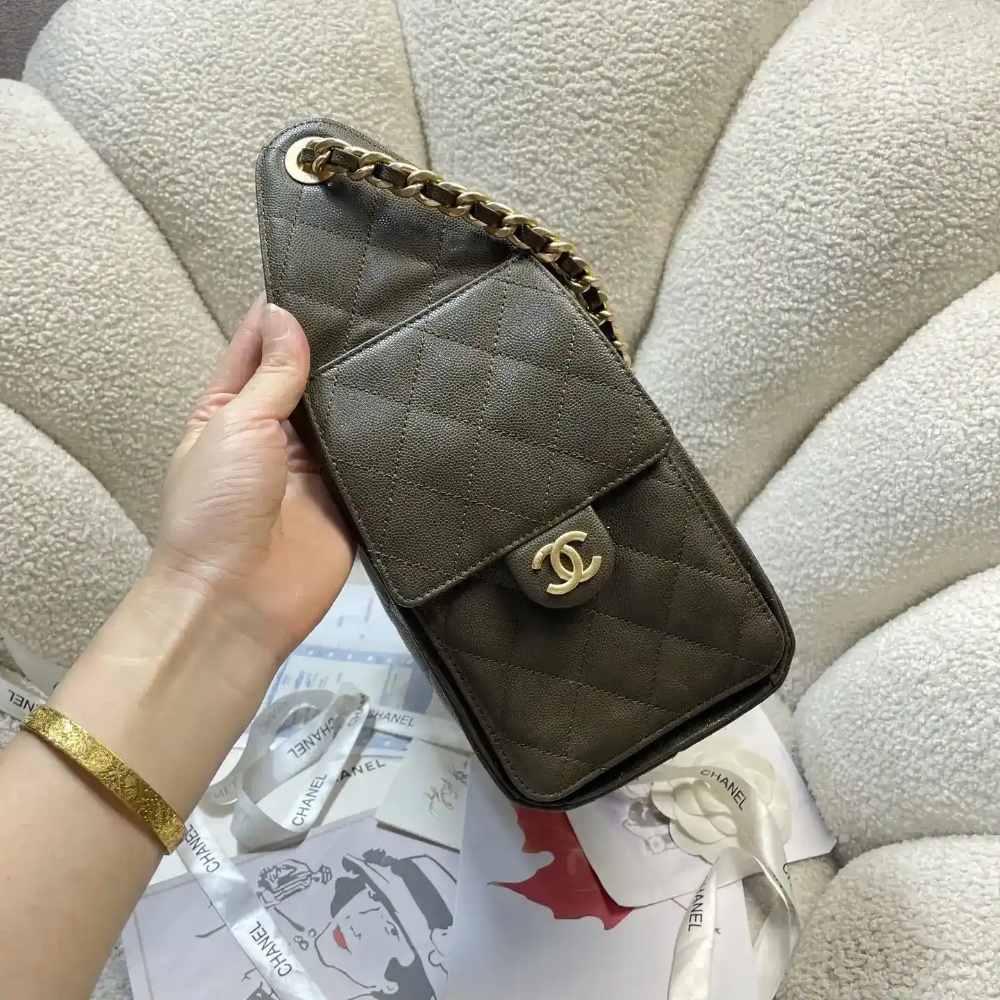 Chanel Roomy Tote Bag product photo from LabelPicks