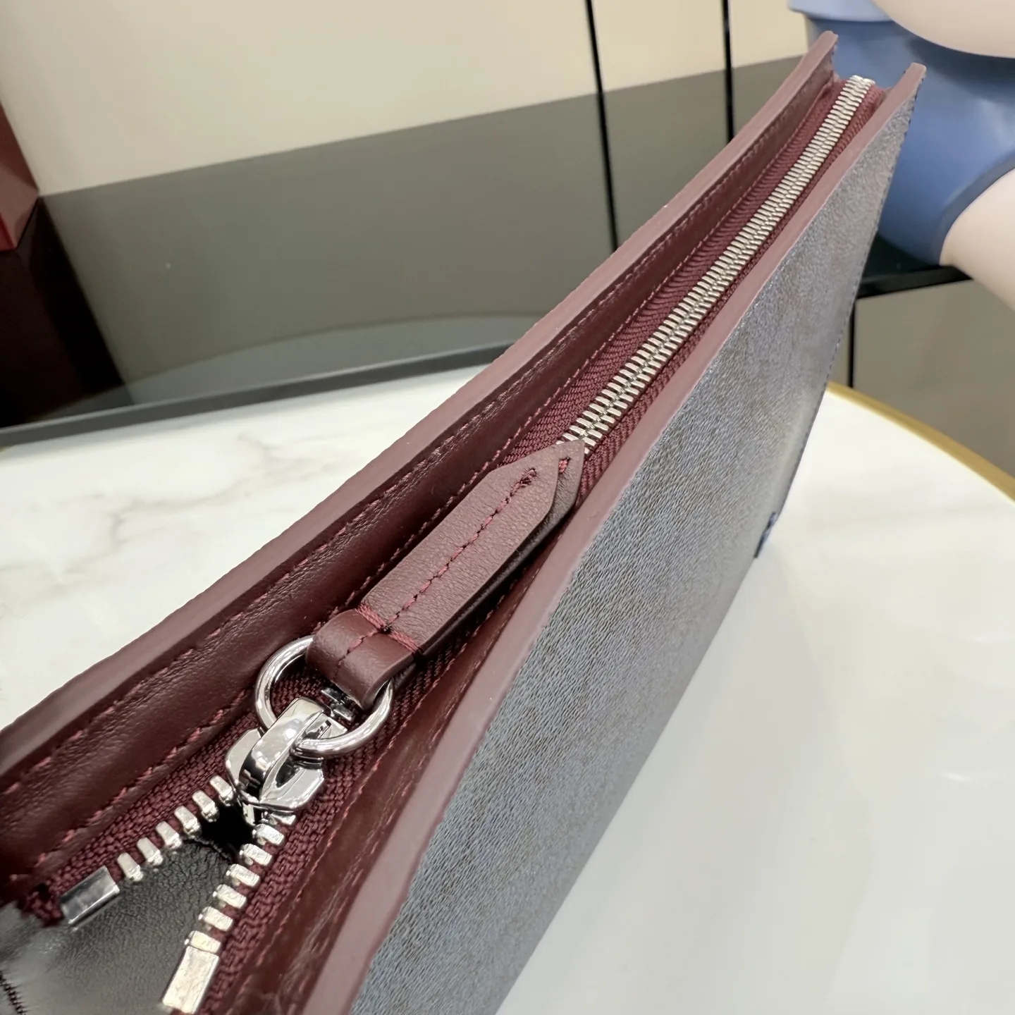Gucci Evening Clutch product photo from LabelPicks