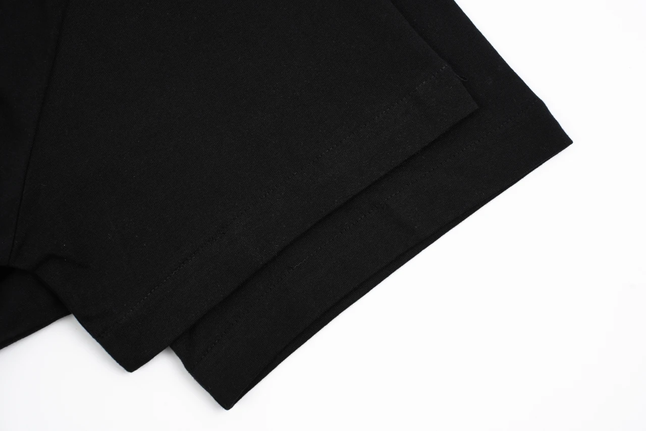 Off-White Black Crocodile Dollar Graphic T-Shirt product photo from LabelPicks