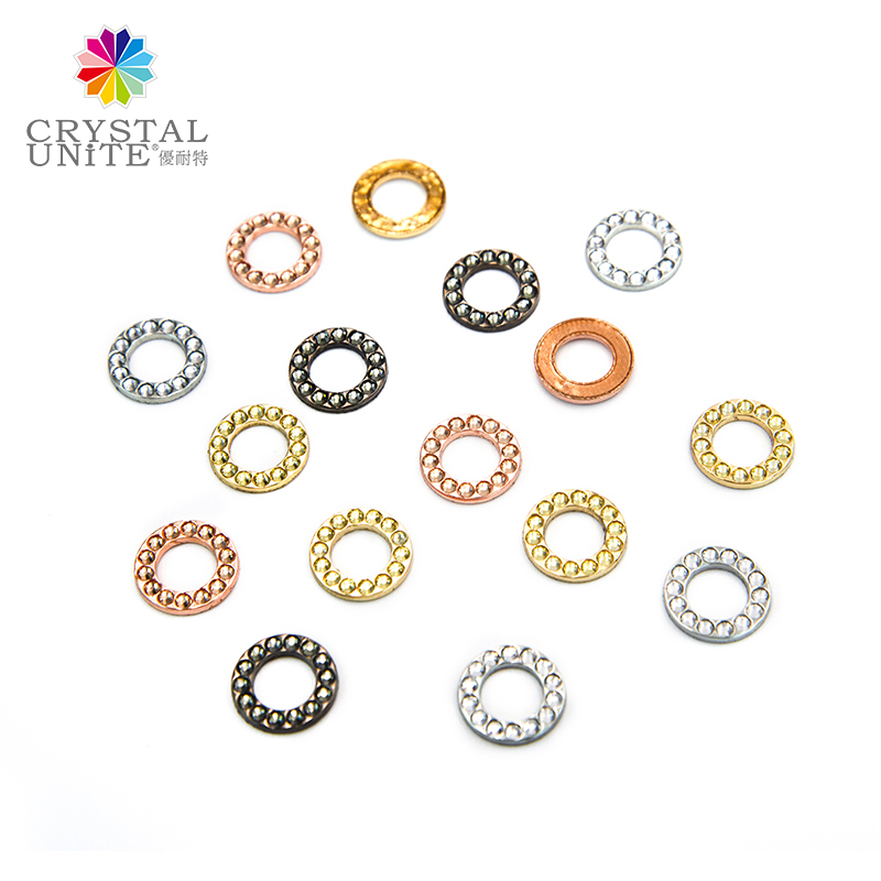 Metal setting rhinestone product – banding