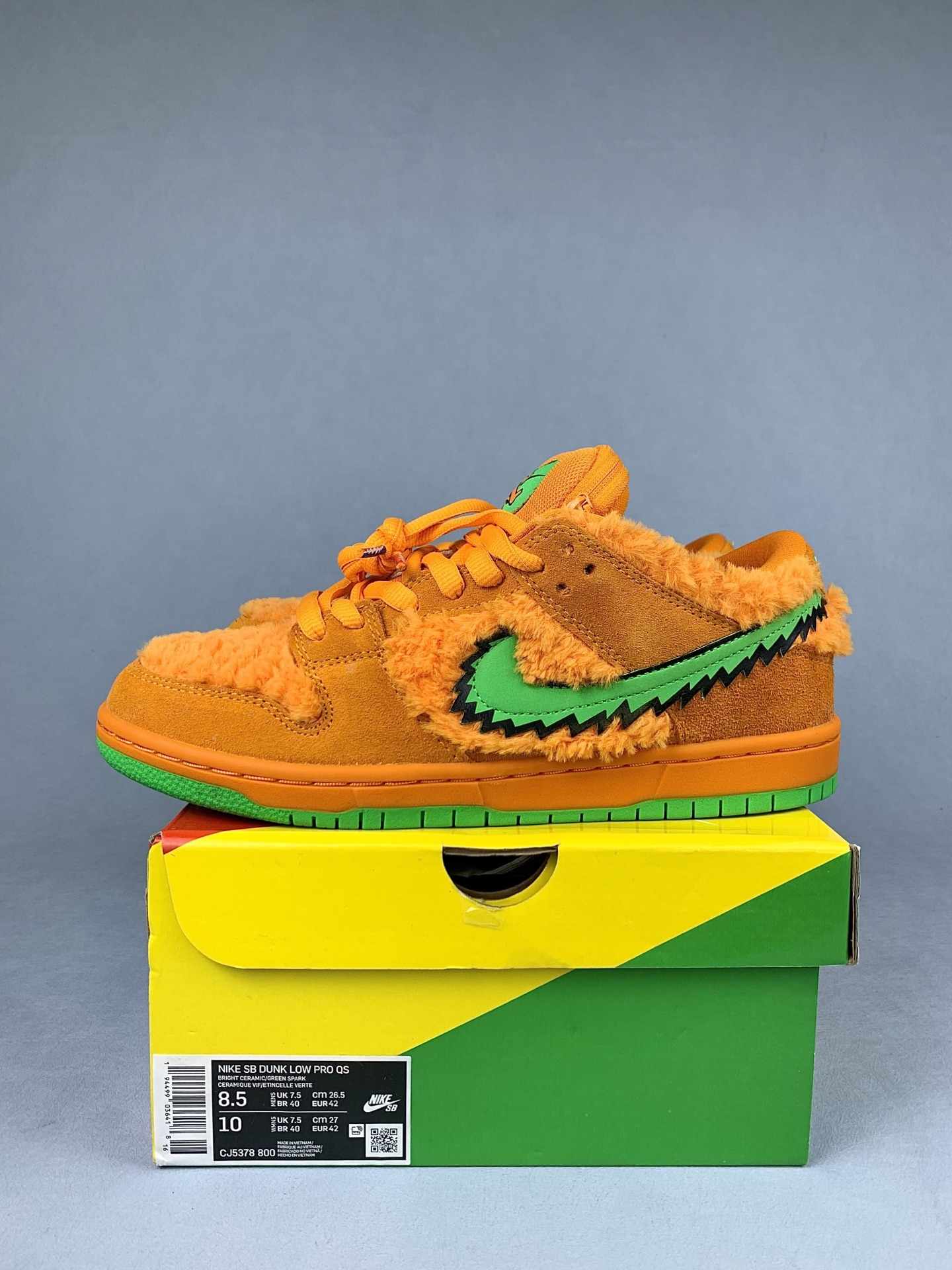 Grateful Dead x Nike SB Dunk Low Pro QS Shoes