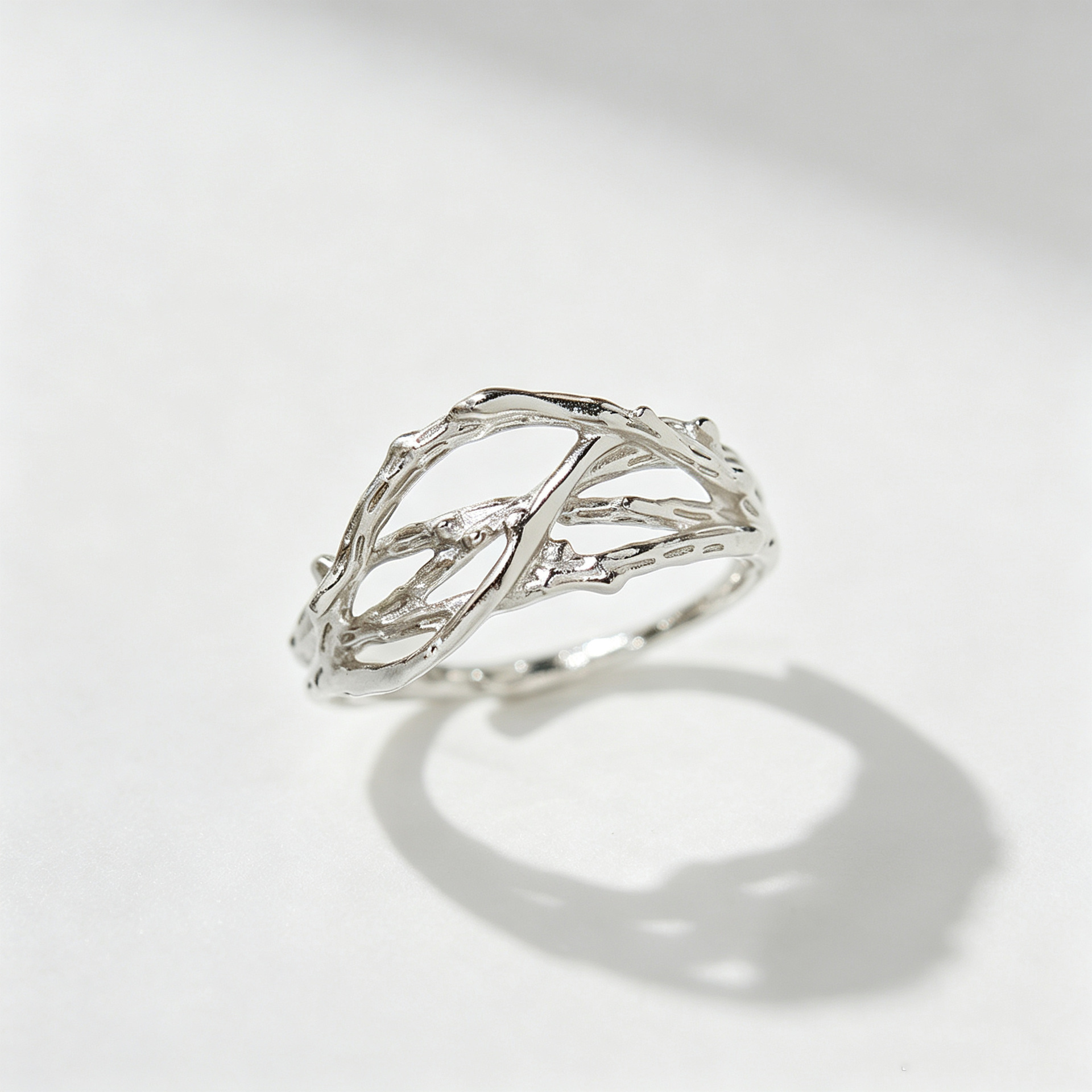 S925 sterling silver thorn ring, Korean and Japanese style, asymmetrical open ring, simple hollow design, unique and stylish