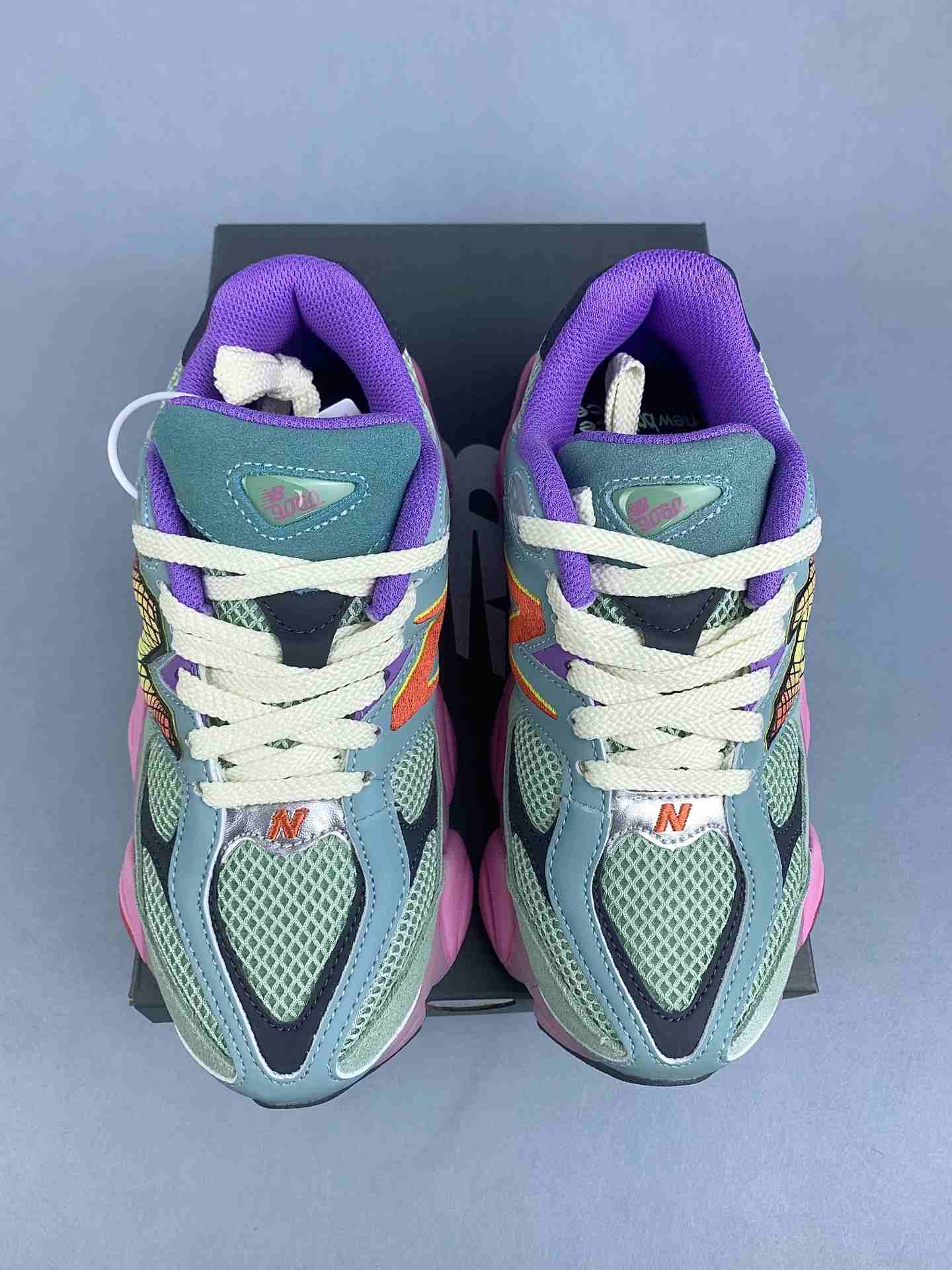 9060 Shoes