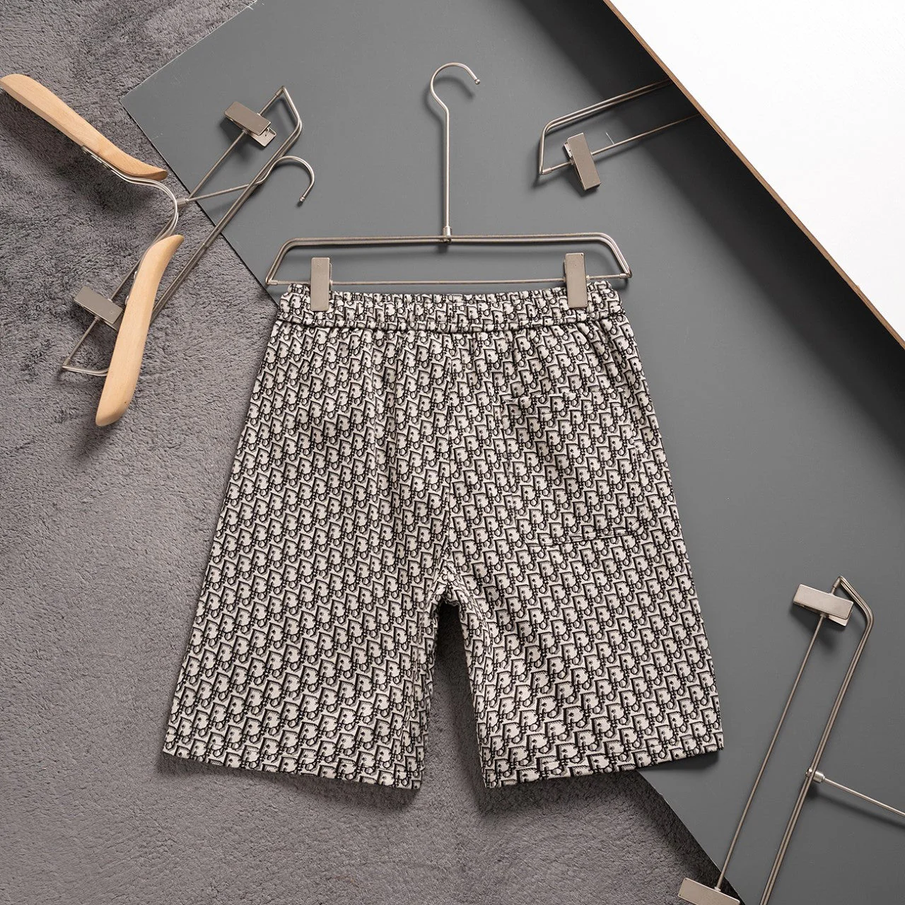New knitted jacquard shorts