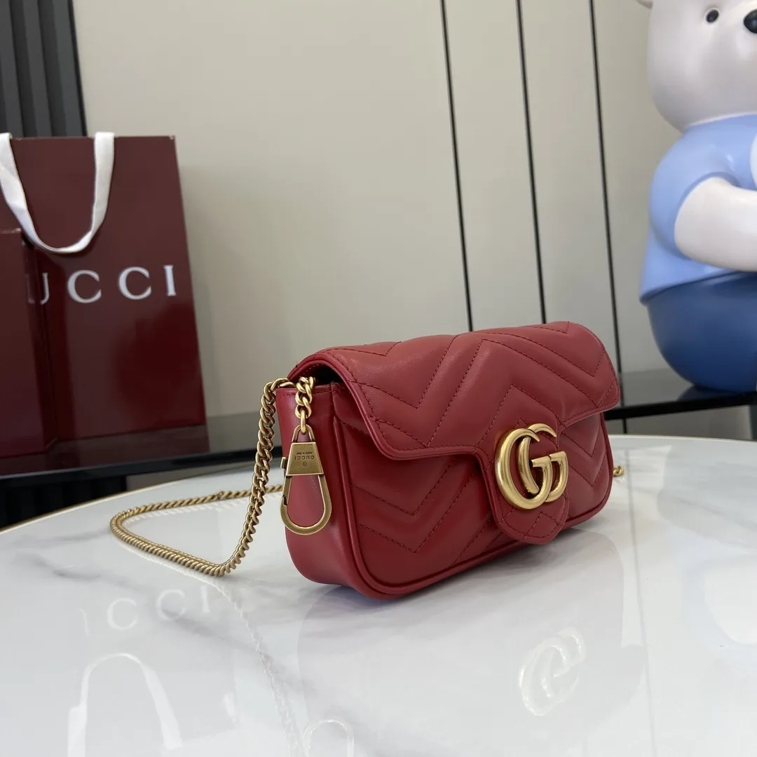 Gucci Marmont Red GG Supreme Canvas Shoulder Bag product photo from LabelPicks