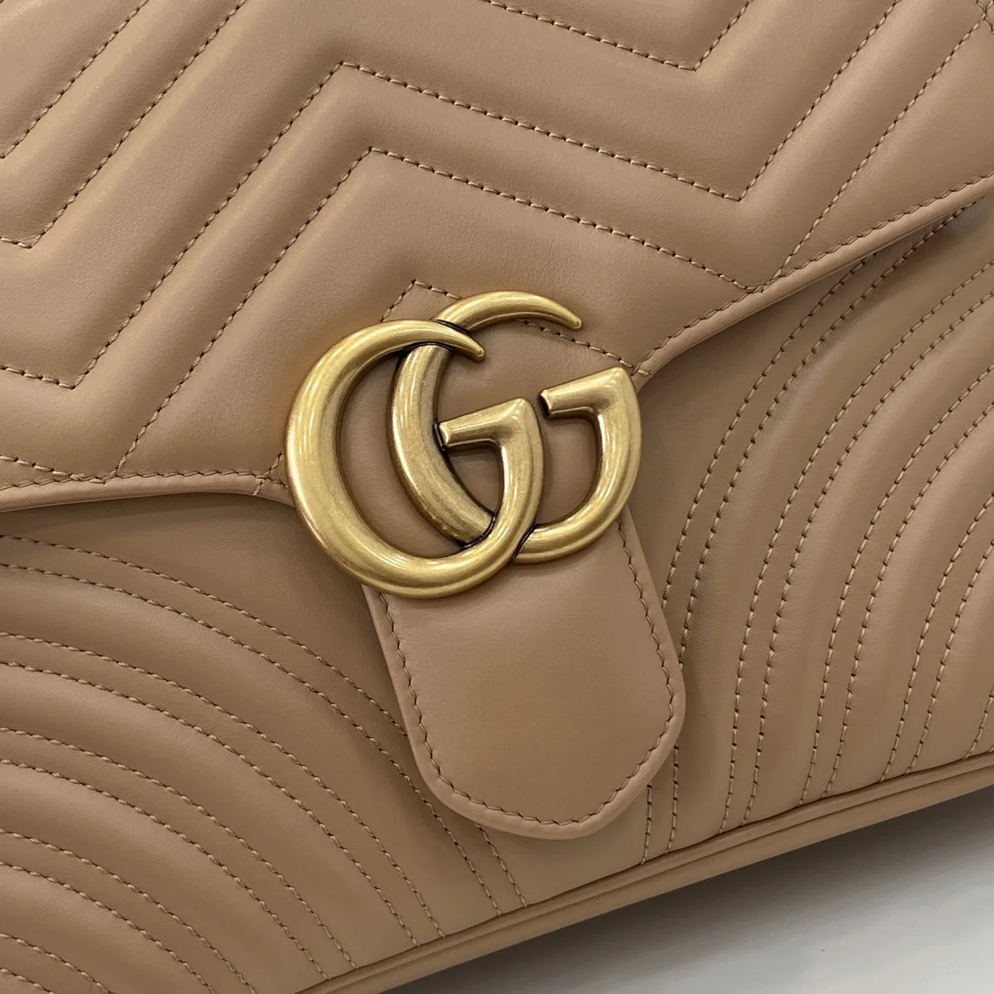 Gucci Beige Marmont GG Supreme Canvas Shoulder Bag product photo from LabelPicks