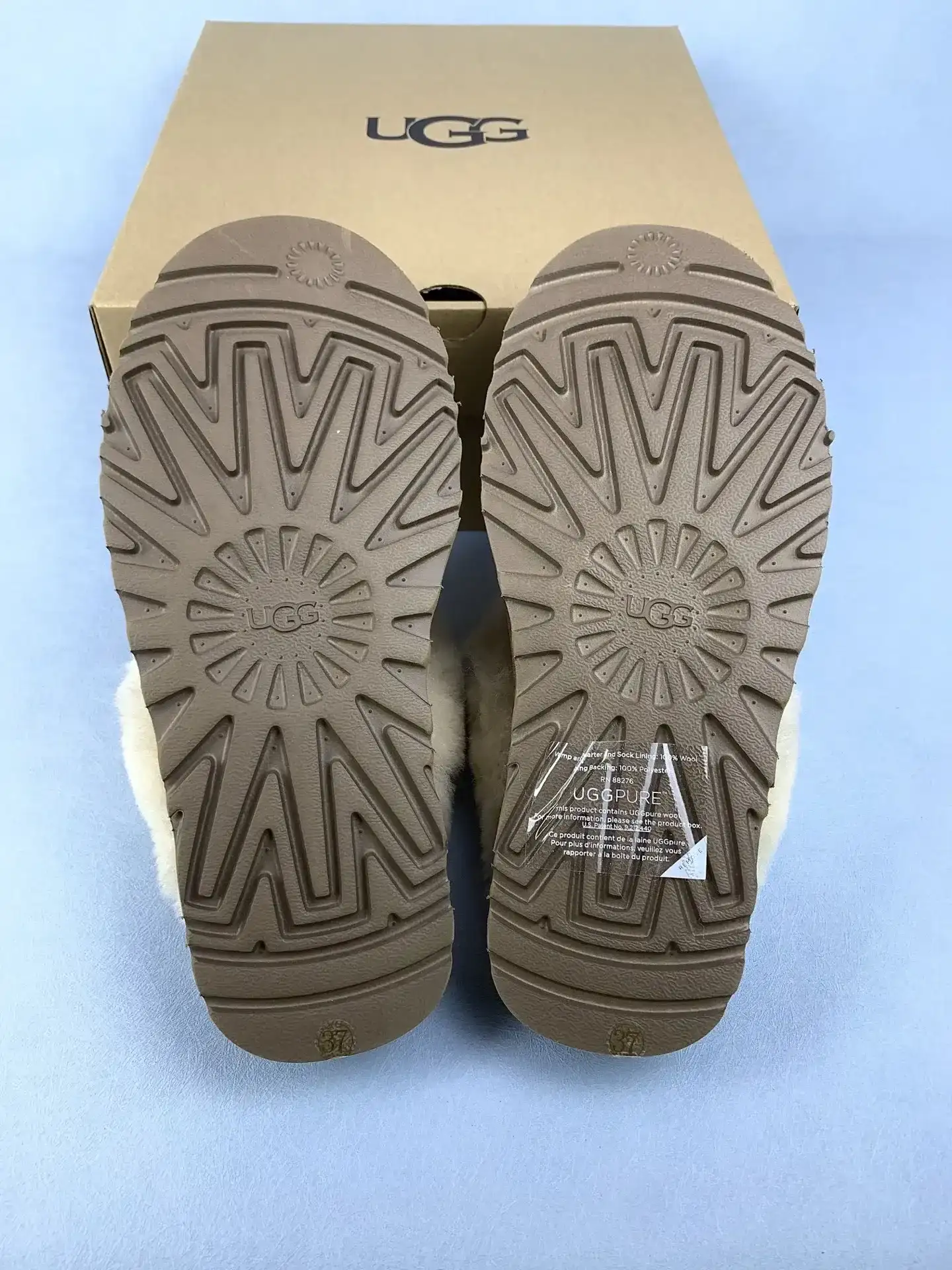 UGG Disquette Slipper product photo from LabelPicks