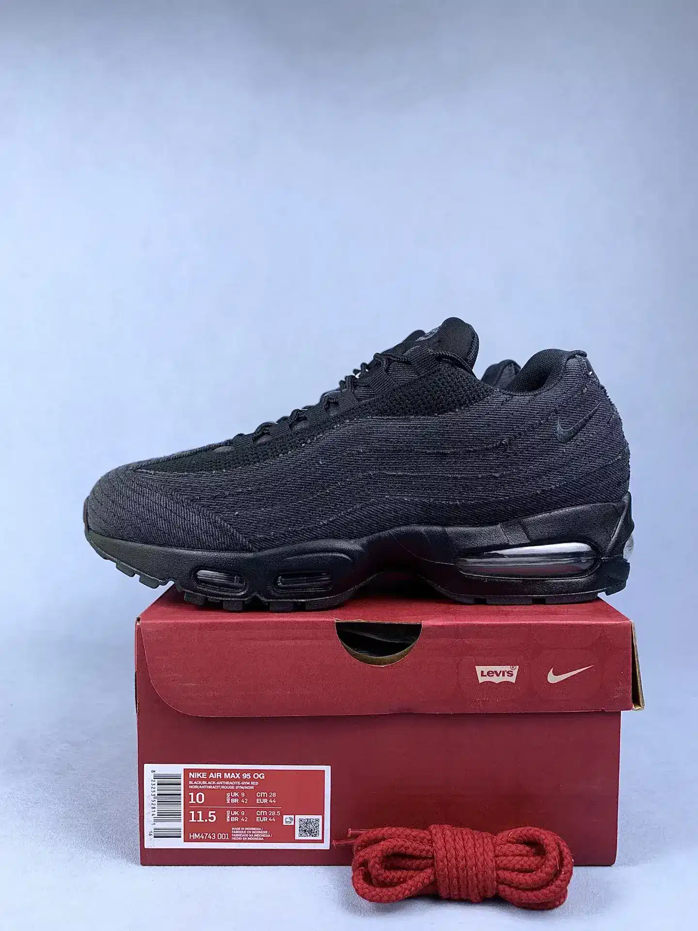 Nike Air Max 95 x Levi’s Shoes product photo from LabelPicks