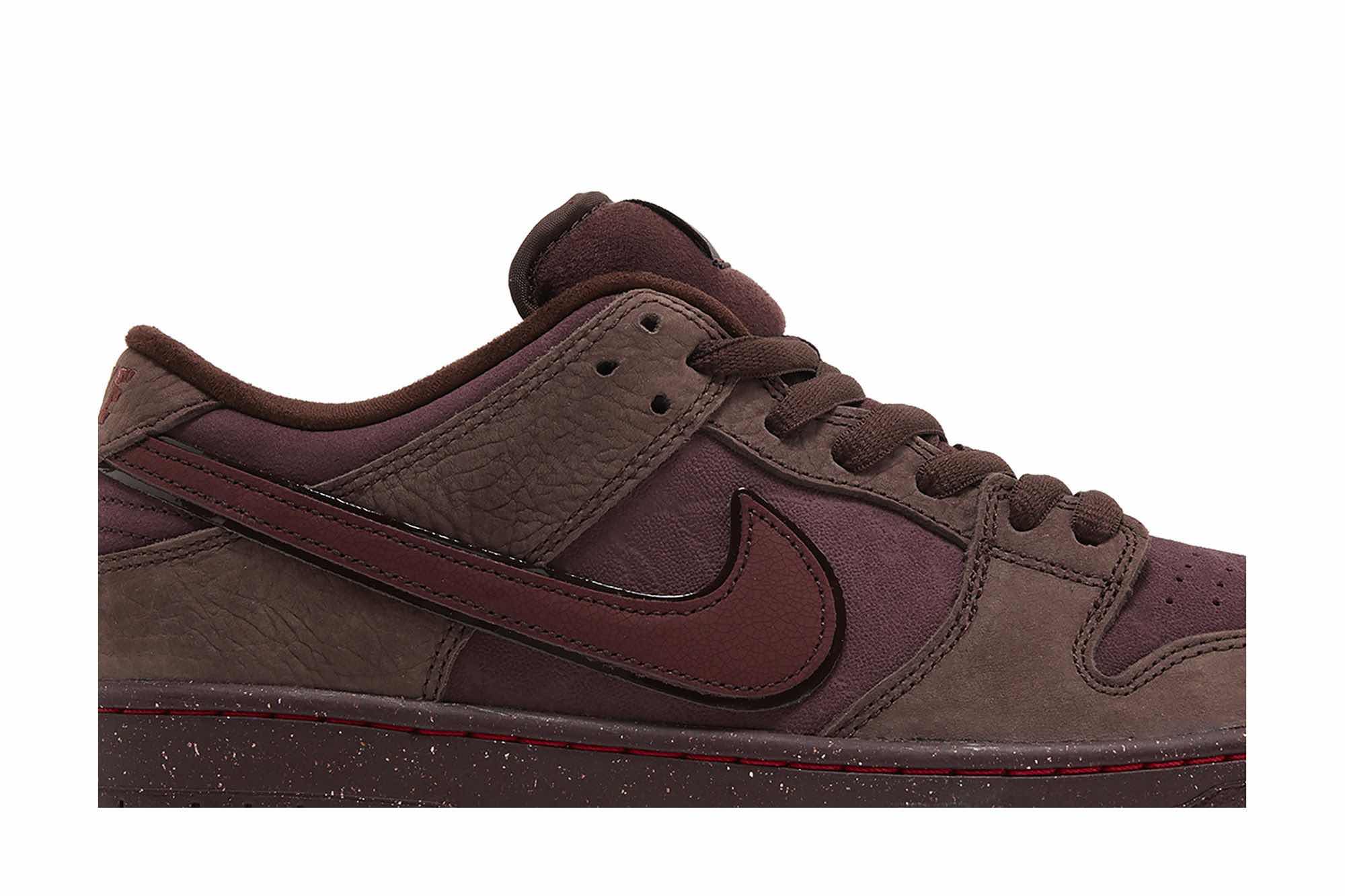 Nike SB Dunk Low ‘City of Love – Burgundy’ FN0619-600